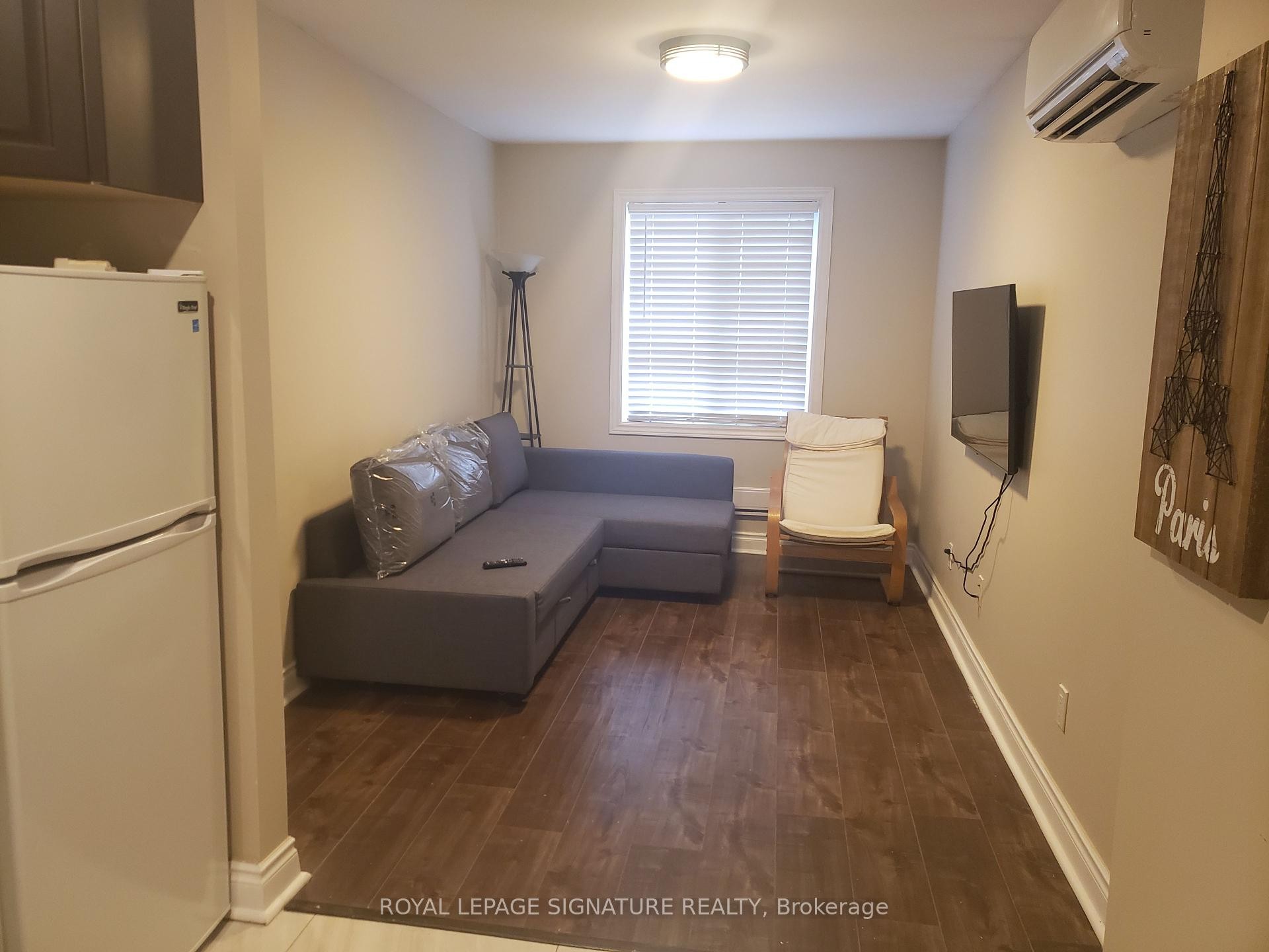 









1301


Danforth

Avenue, 1299,
Toronto,




ON
M4J 1M8

