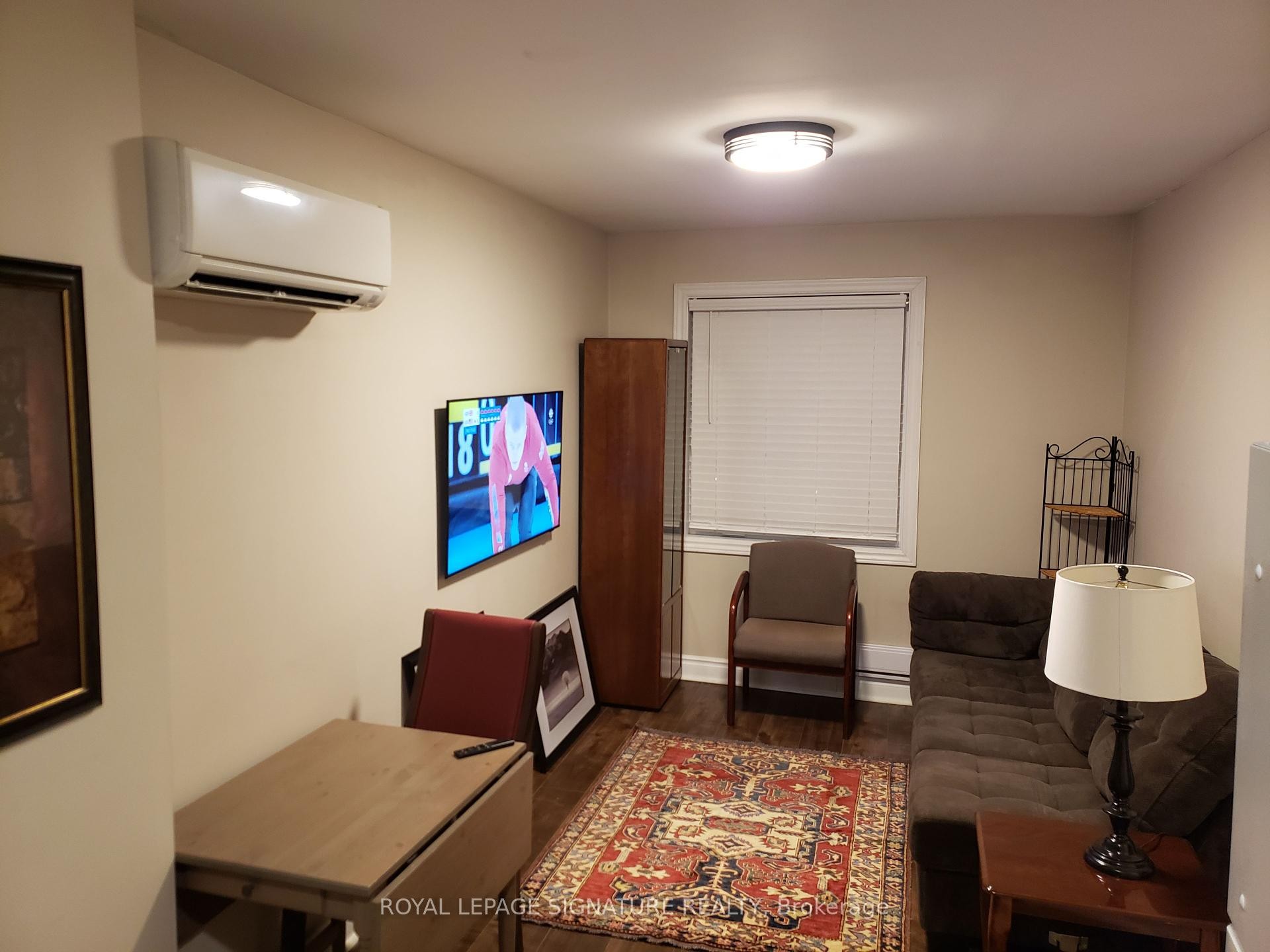 









1301


Danforth

Avenue, 1299,
Toronto,




ON
M4J 1M8

