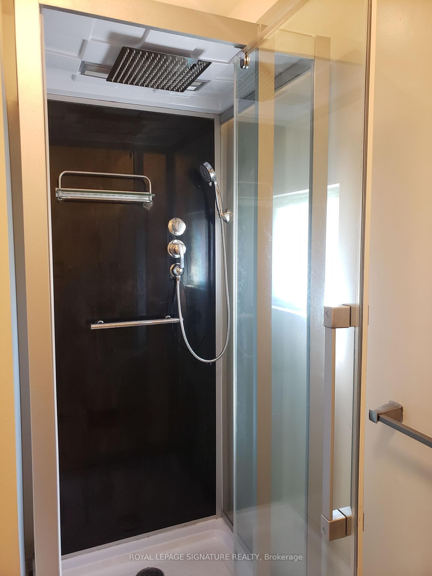 









1301


Danforth

Avenue, 1299,
Toronto,




ON
M4J 1M8

