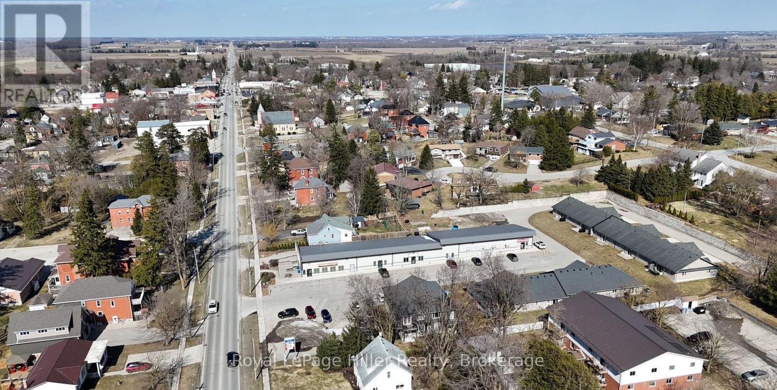 












3 - 55 MAIN STREET S

,
Perth East (Milverton),




Ontario
N0K1M0

