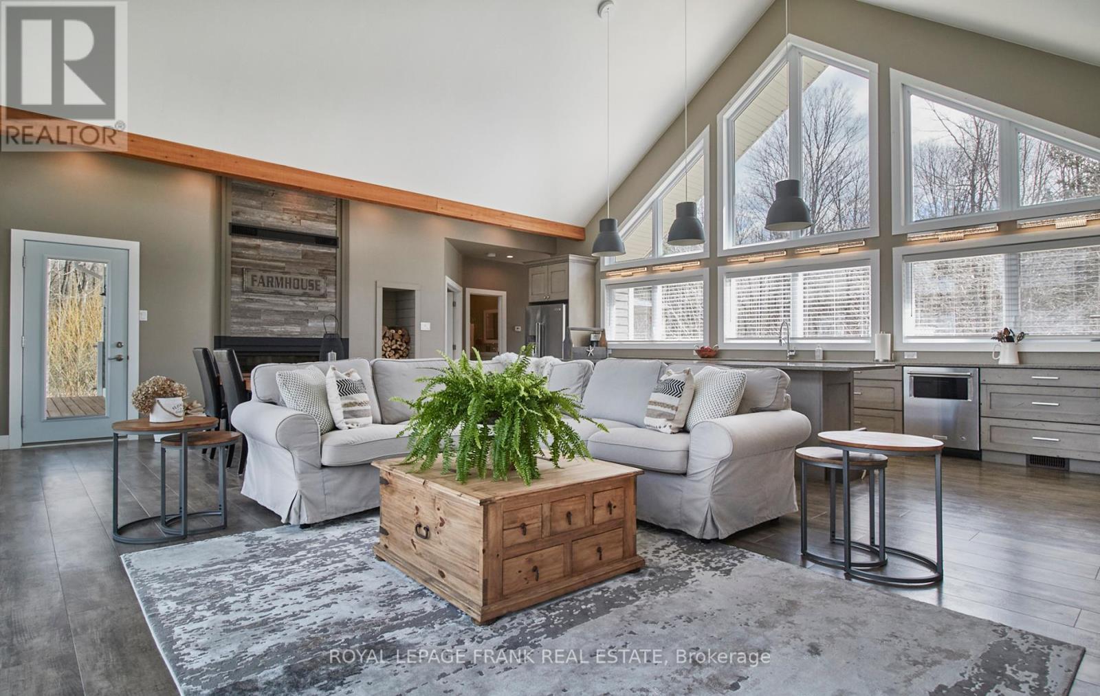 












2269 MCCRACKEN'S LANDING ROAD

,
Douro-Dummer,




Ontario
K0L2H0

