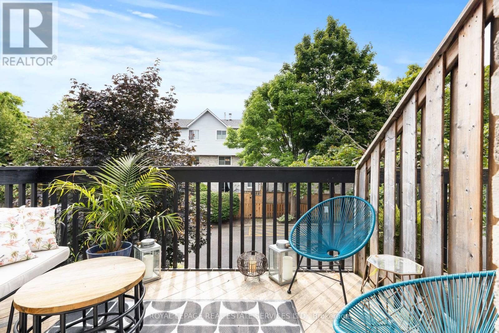 












5 - 2303 MARINE DRIVE

,
Oakville,




Ontario
L6L1C2

