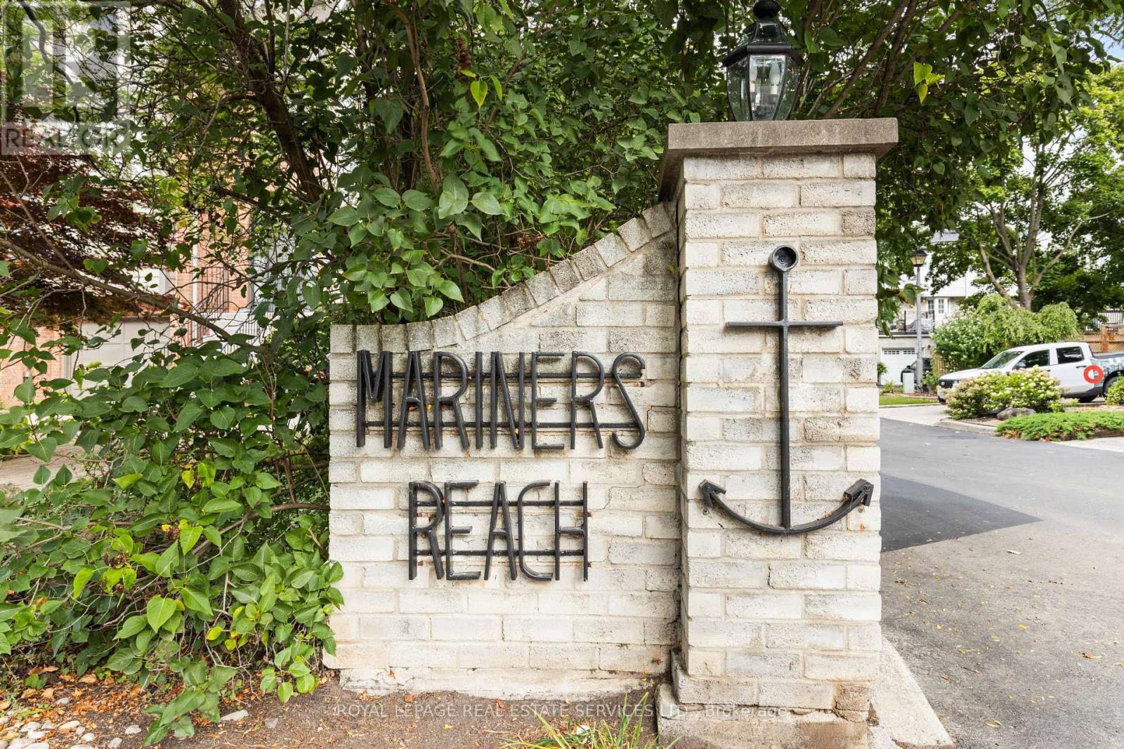 












5 - 2303 MARINE DRIVE

,
Oakville,




Ontario
L6L1C2

