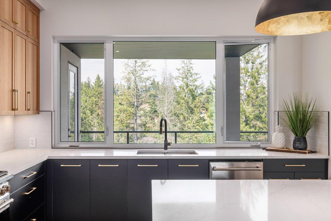 









10274


Beacon Hill

Drive,
Lake Country,




BC
V4V 0A9

