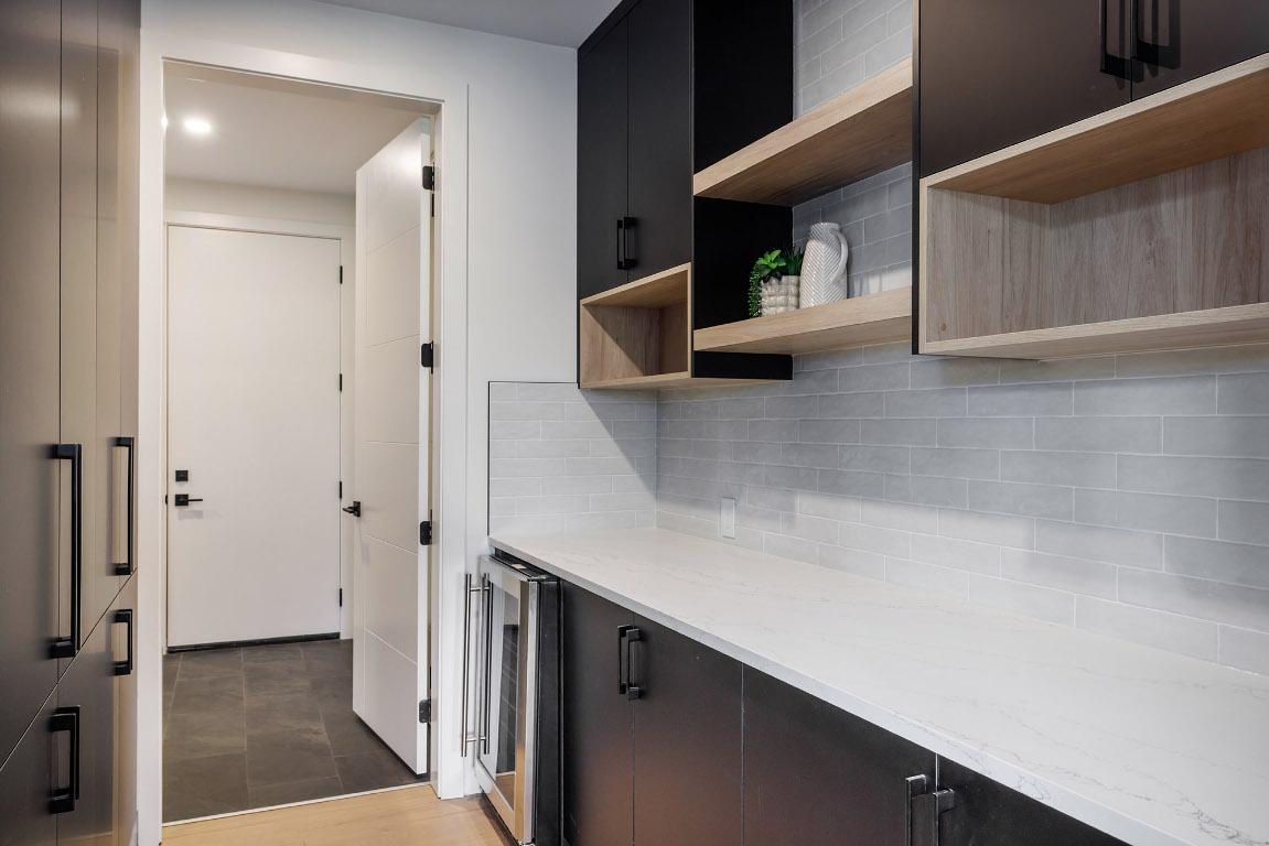 









10274


Beacon Hill

Drive,
Lake Country,




BC
V4V 0A9

