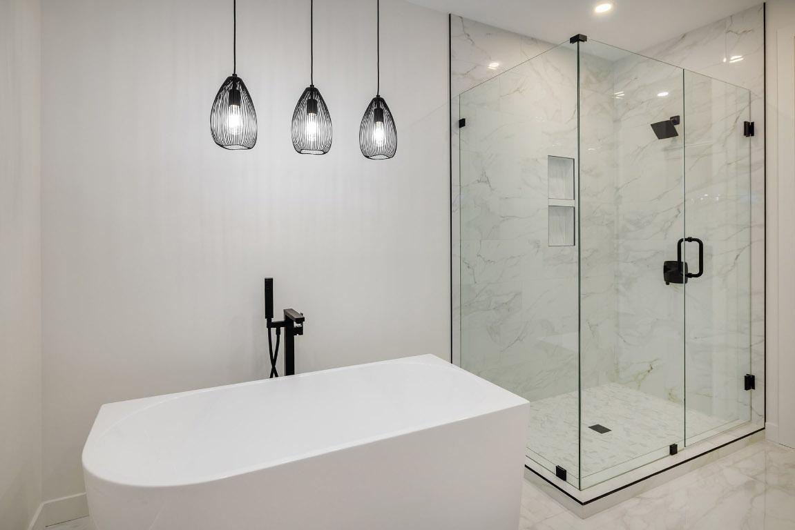 









10274


Beacon Hill

Drive,
Lake Country,




BC
V4V 0A9

