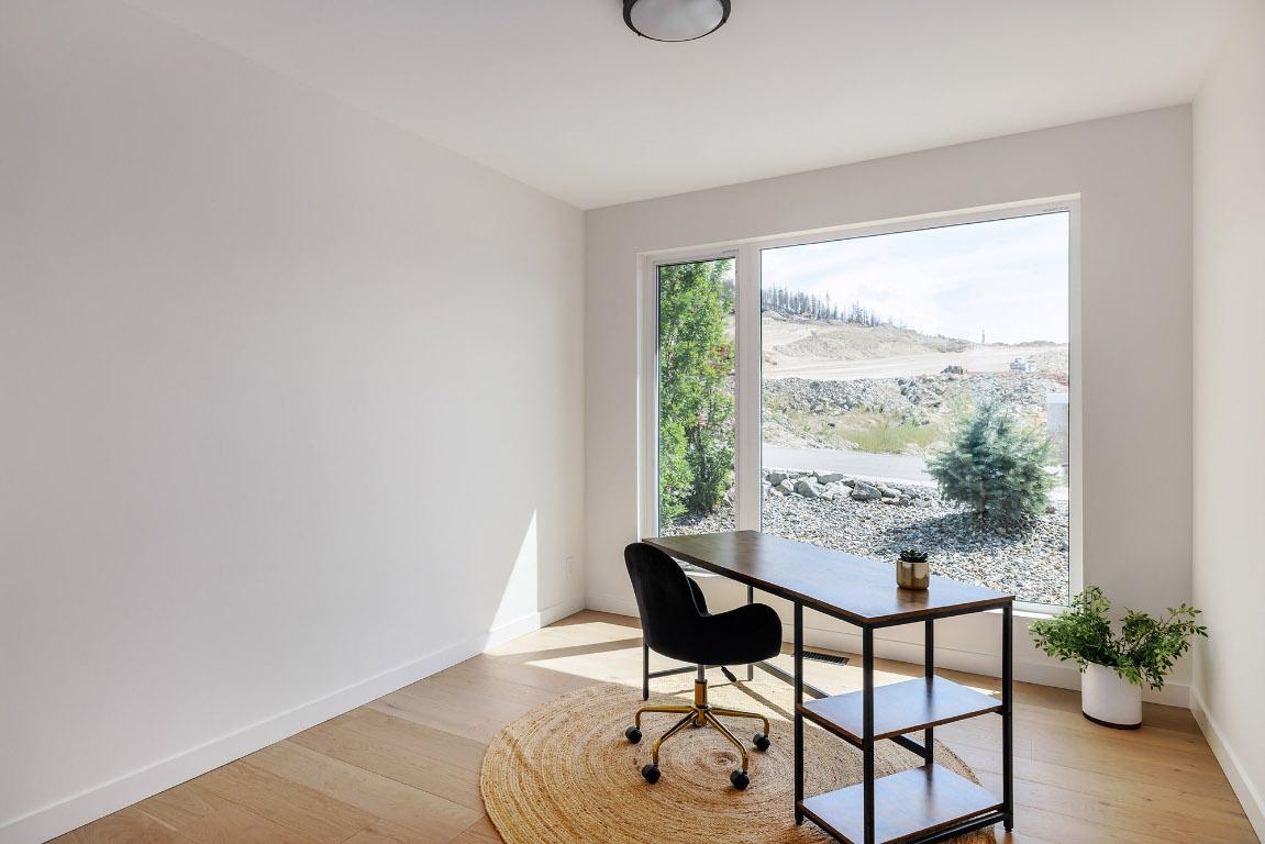 









10274


Beacon Hill

Drive,
Lake Country,




BC
V4V 0A9

