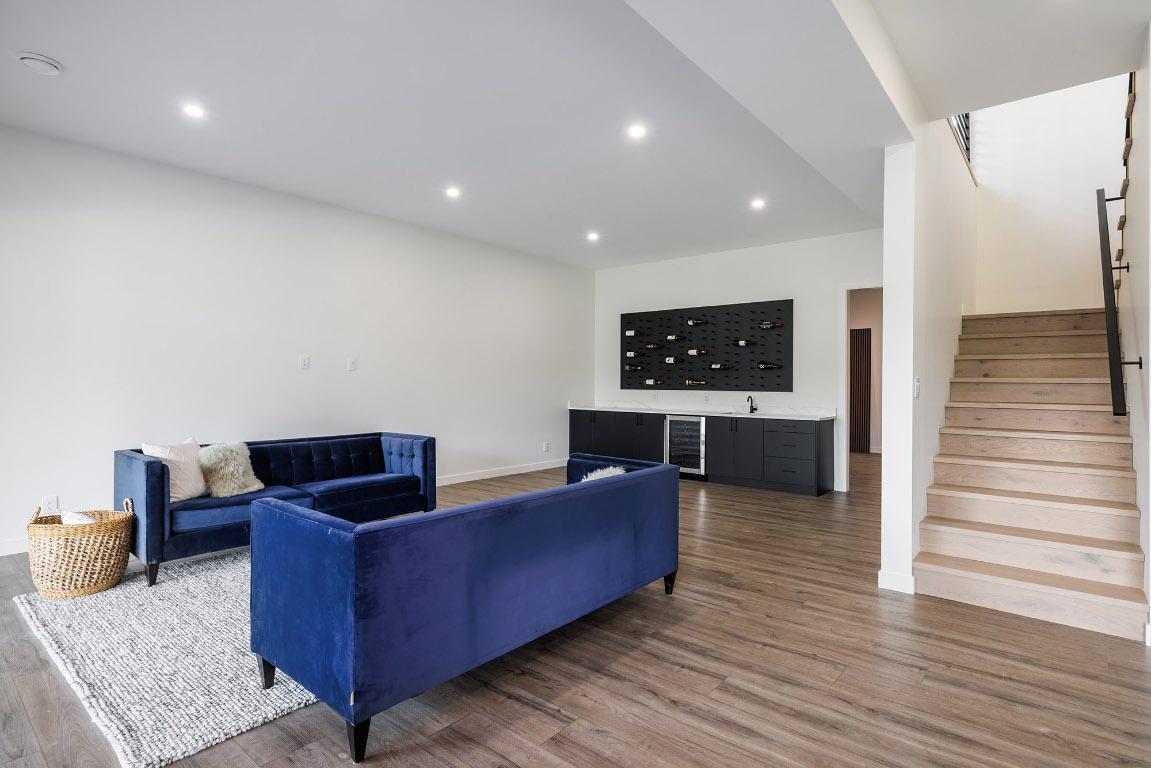 









10274


Beacon Hill

Drive,
Lake Country,




BC
V4V 0A9

