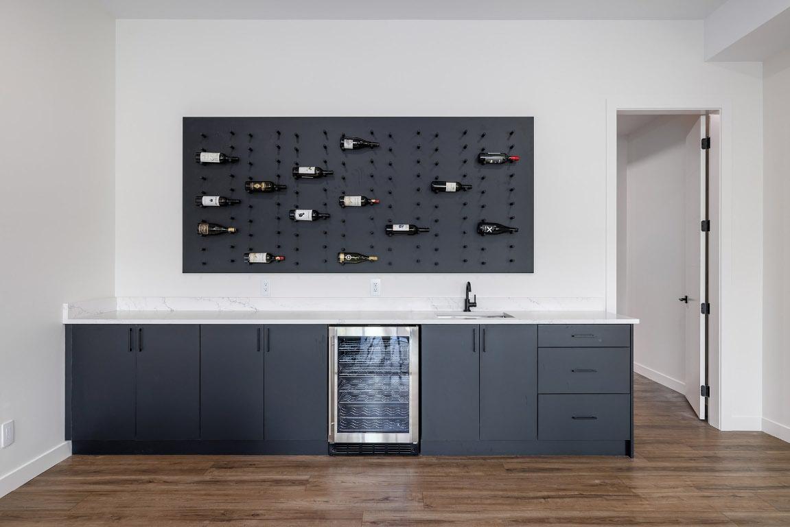 









10274


Beacon Hill

Drive,
Lake Country,




BC
V4V 0A9

