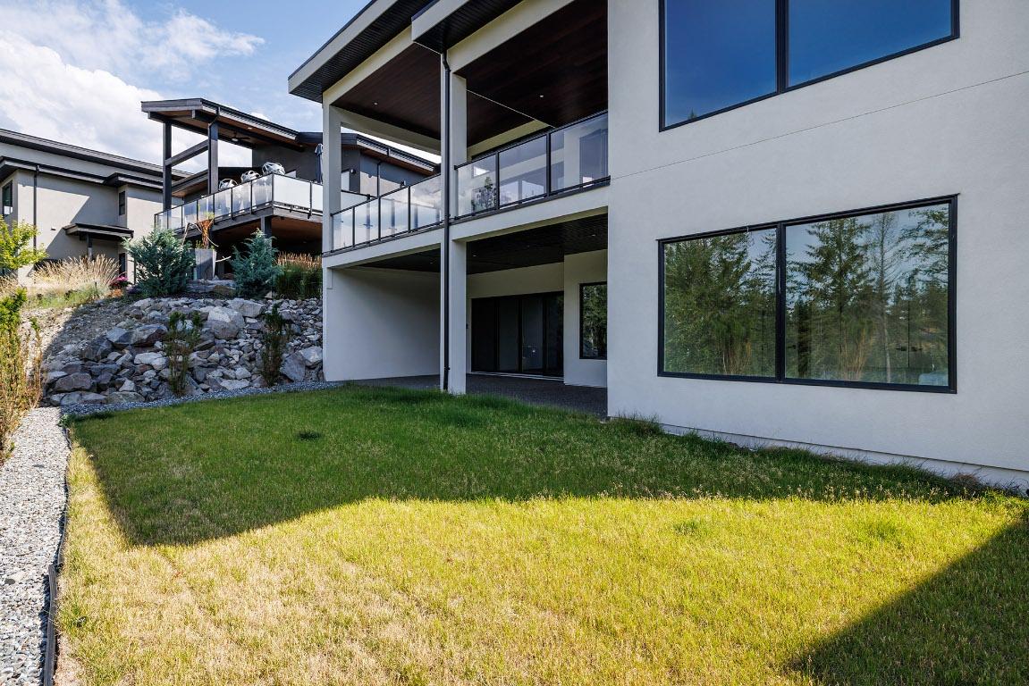 









10274


Beacon Hill

Drive,
Lake Country,




BC
V4V 0A9

