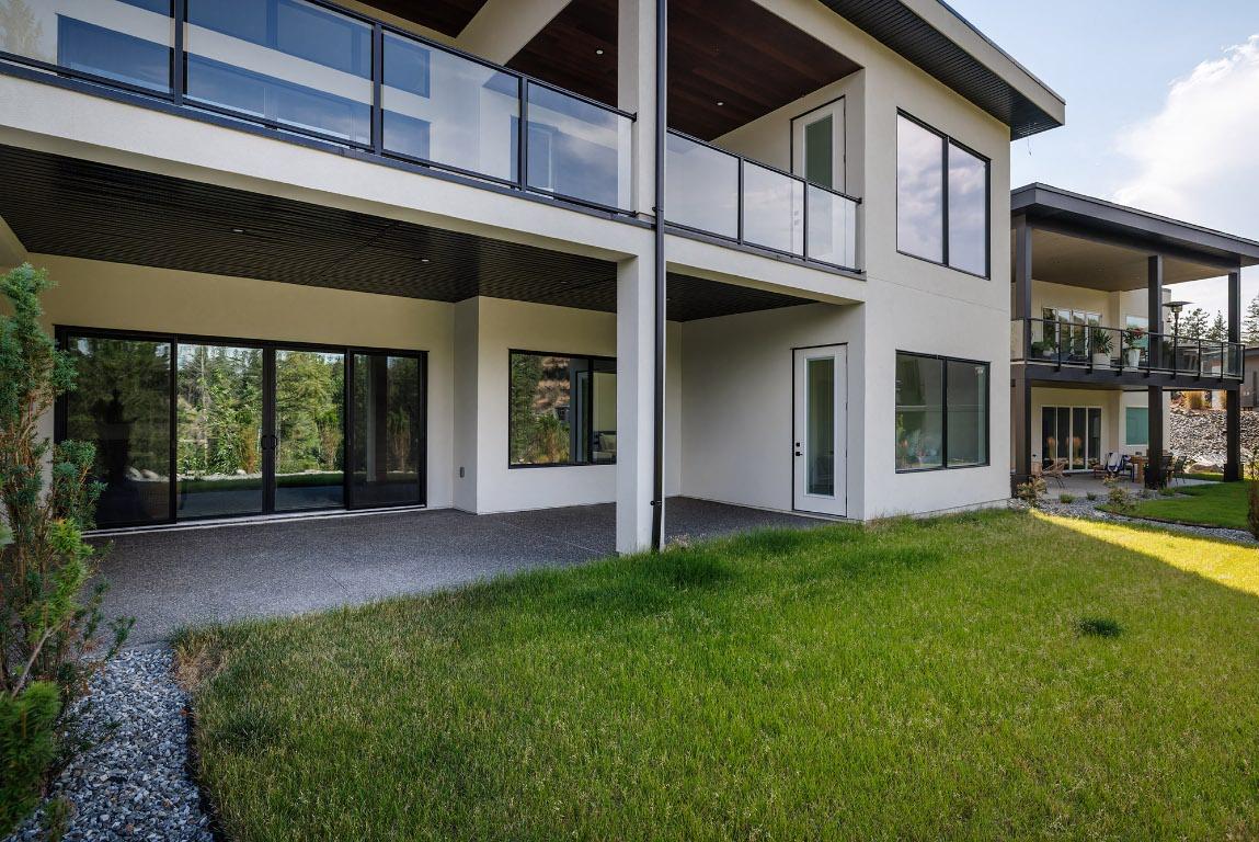 









10274


Beacon Hill

Drive,
Lake Country,




BC
V4V 0A9

