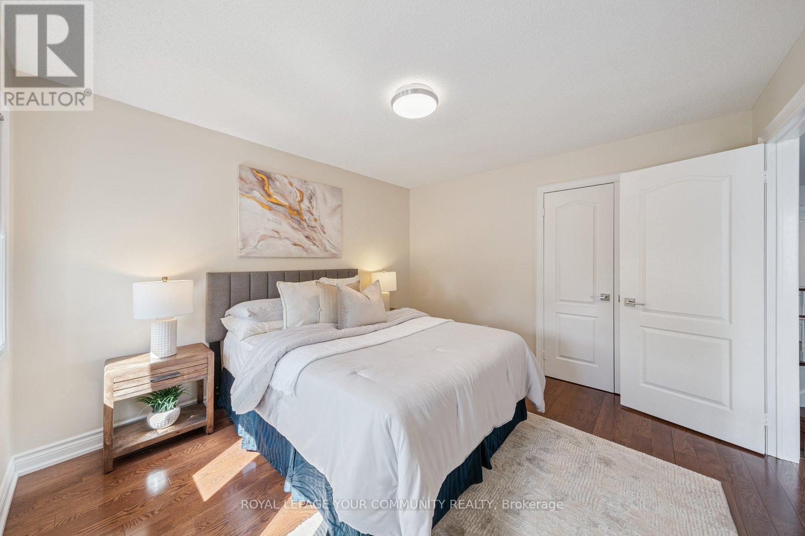 












92 MULHOLLAND DRIVE

,
Vaughan,




Ontario
L4J7T8

