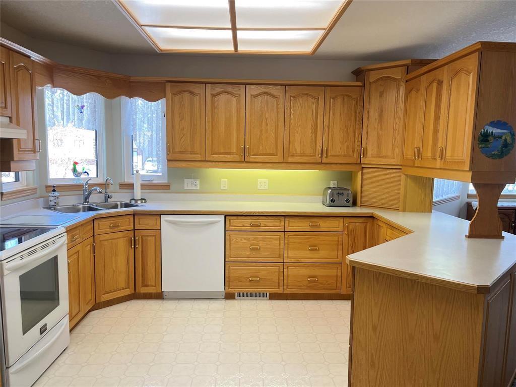 












484 Queen Street E

,
Virden,




Manitoba
R0M2C0

