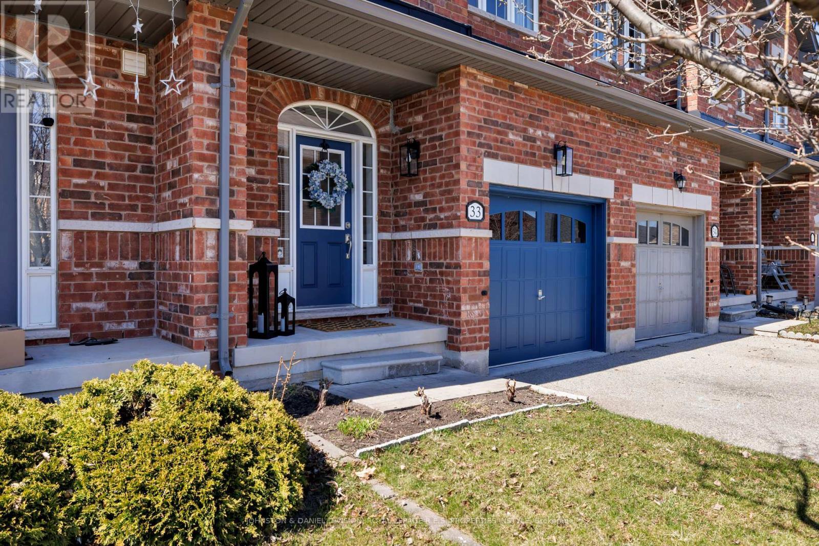 












33 - 651 FARMSTEAD DRIVE

,
Milton,




Ontario
L9T7W2


