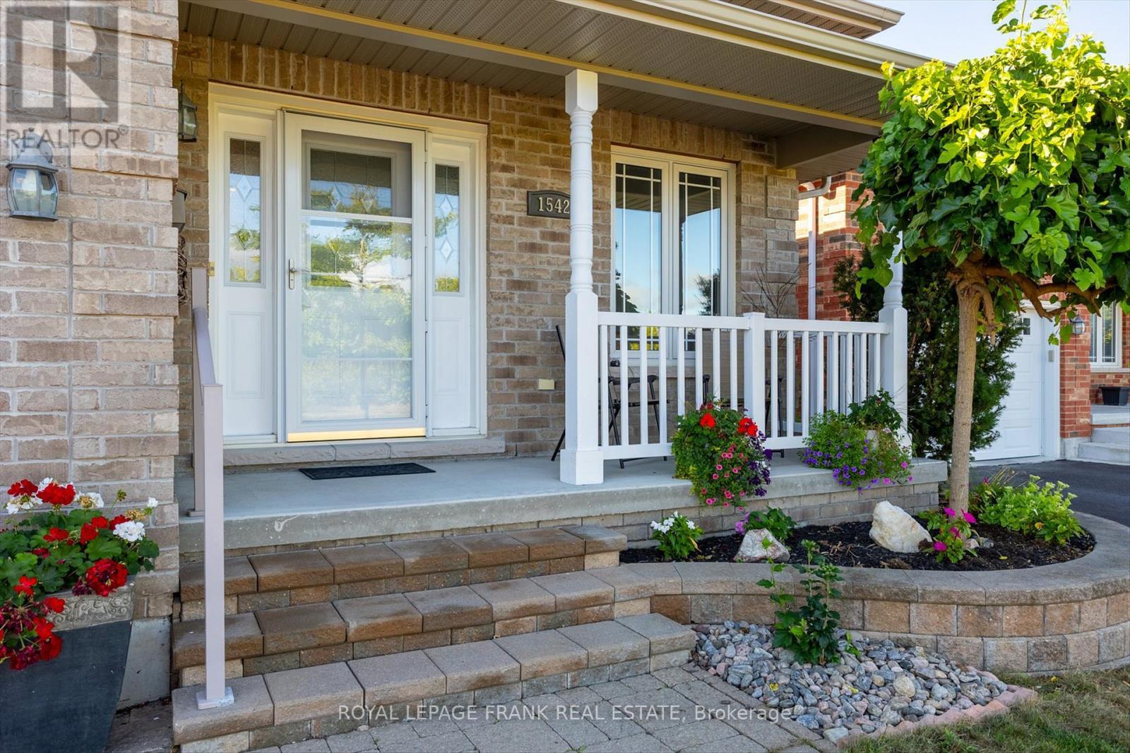 












1542 IRELAND DRIVE

,
Peterborough (Monaghan Ward 2),




Ontario
K9K2T2

