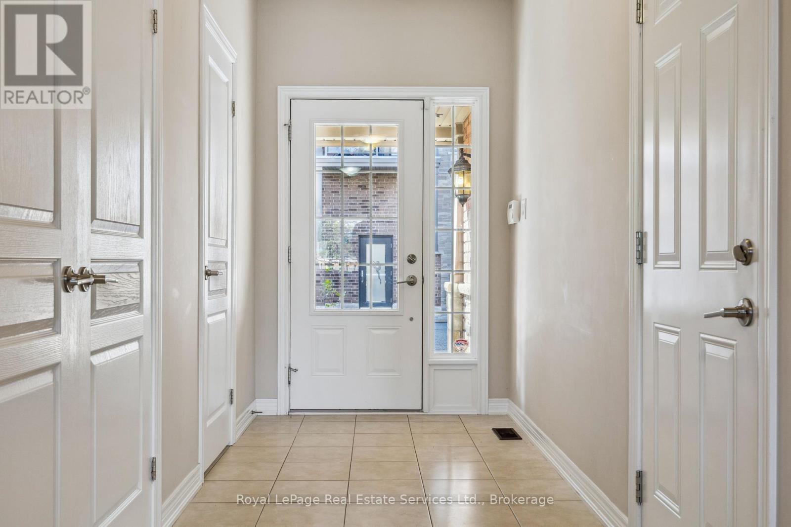 












44 - 515 WINSTON ROAD

,
Grimsby (Grimsby Beach),




Ontario
L3M0C8

