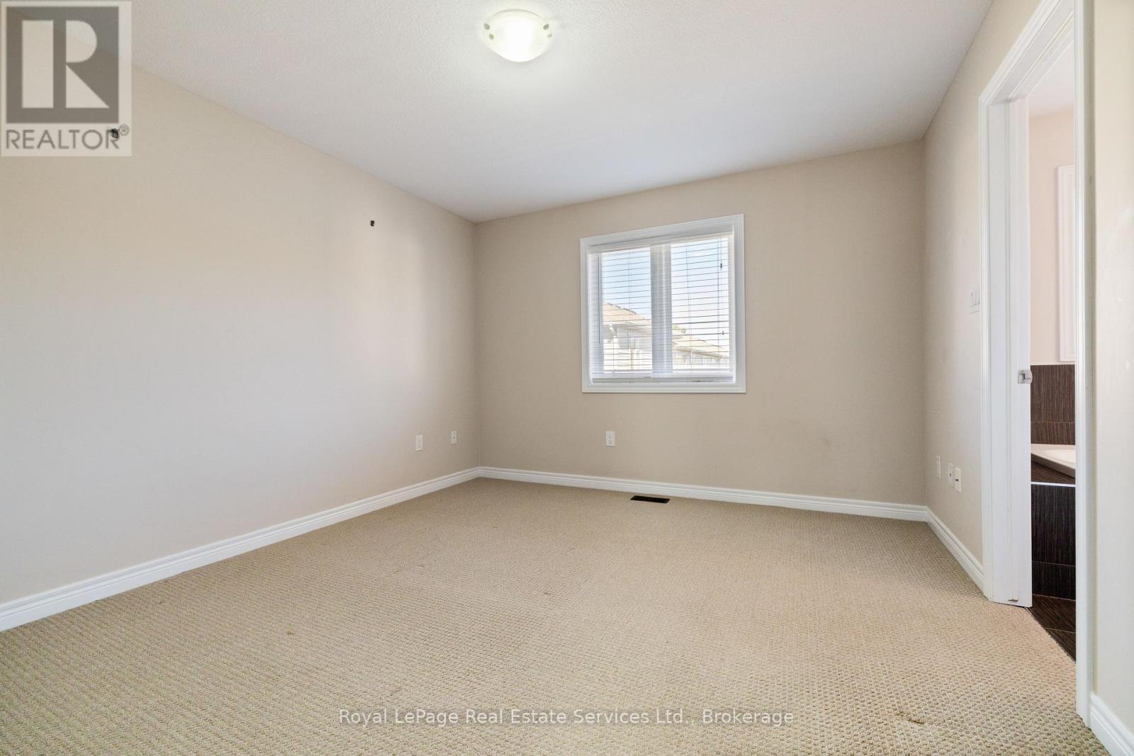 












44 - 515 WINSTON ROAD

,
Grimsby (Grimsby Beach),




Ontario
L3M0C8

