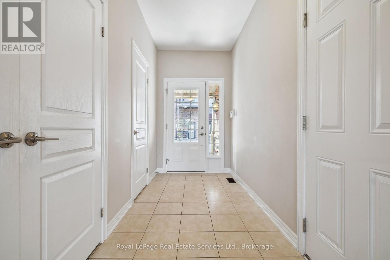 












44 - 515 WINSTON ROAD

,
Grimsby (Grimsby Beach),




Ontario
L3M0C8

