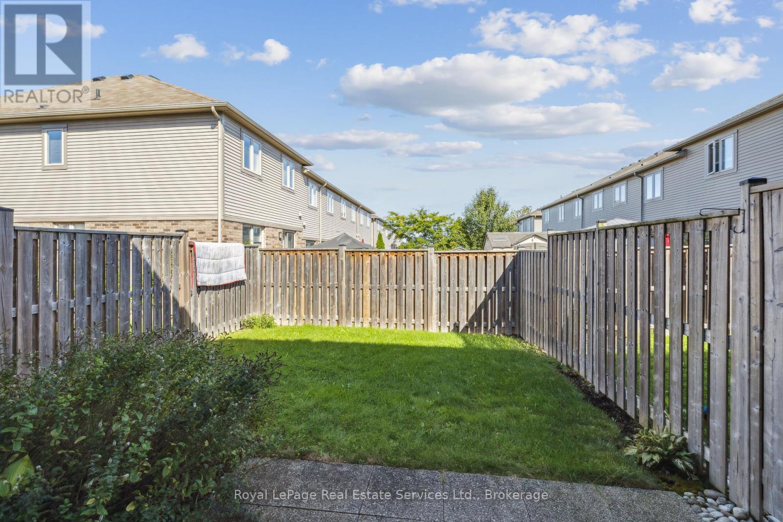 












44 - 515 WINSTON ROAD

,
Grimsby (Grimsby Beach),




Ontario
L3M0C8

