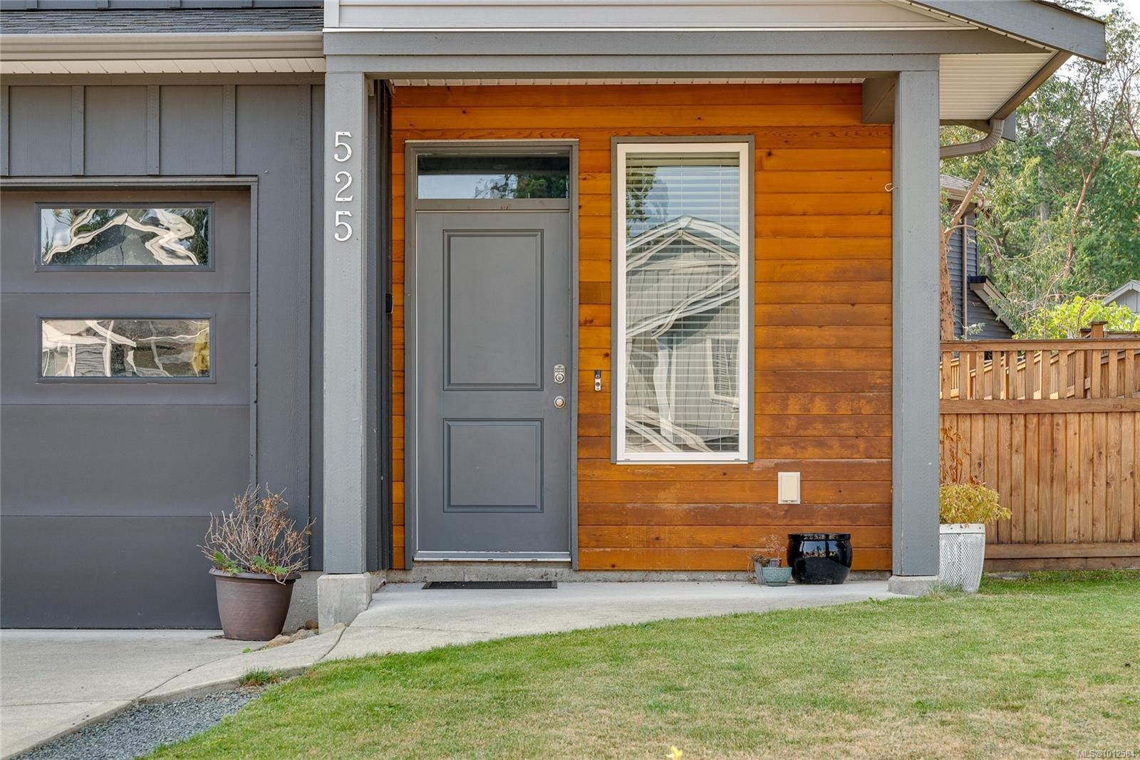 









525


Steeves

Rd,
Nanaimo,




BC
V9R 0H8

