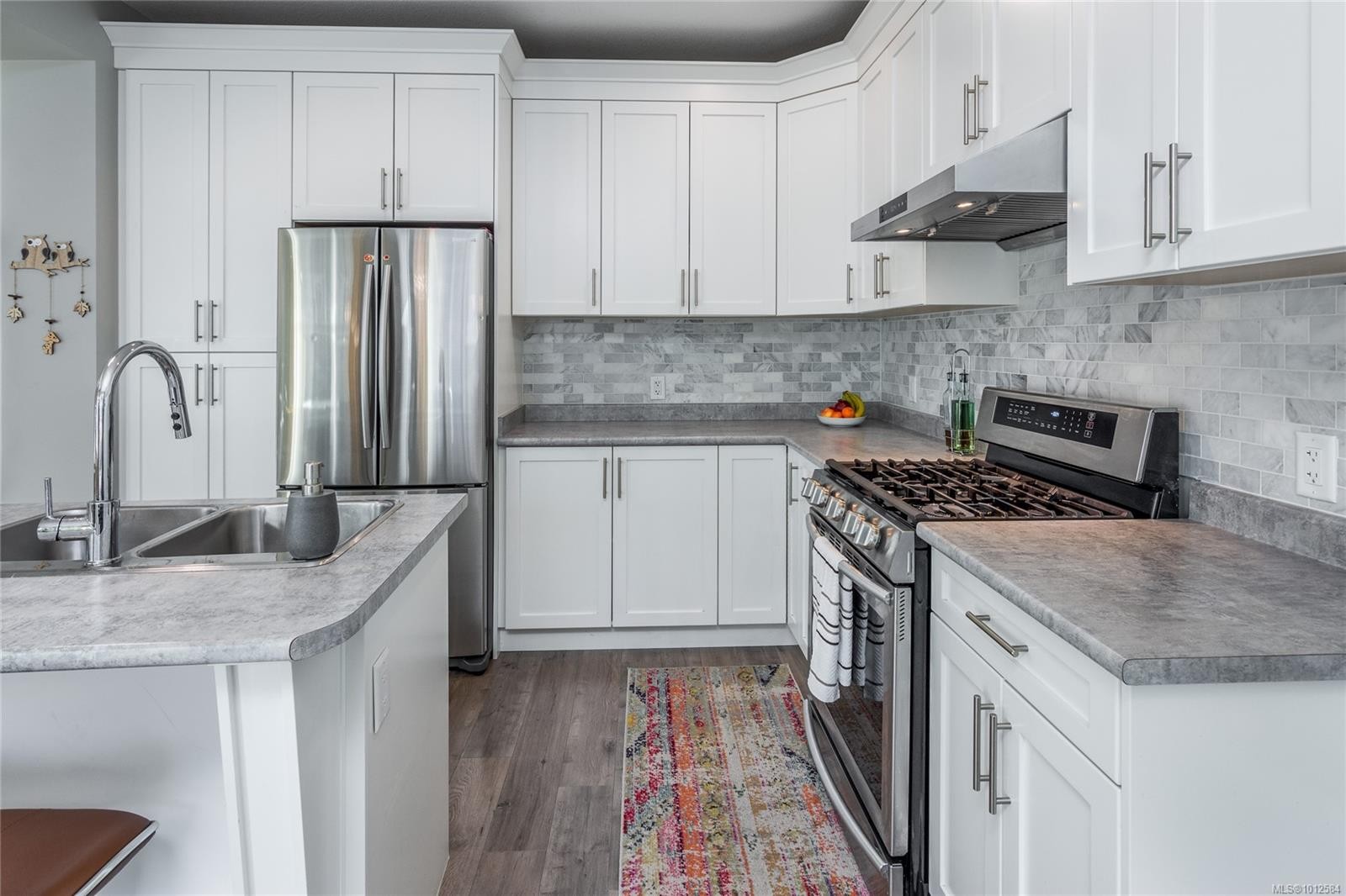 









525


Steeves

Rd,
Nanaimo,




BC
V9R 0H8

