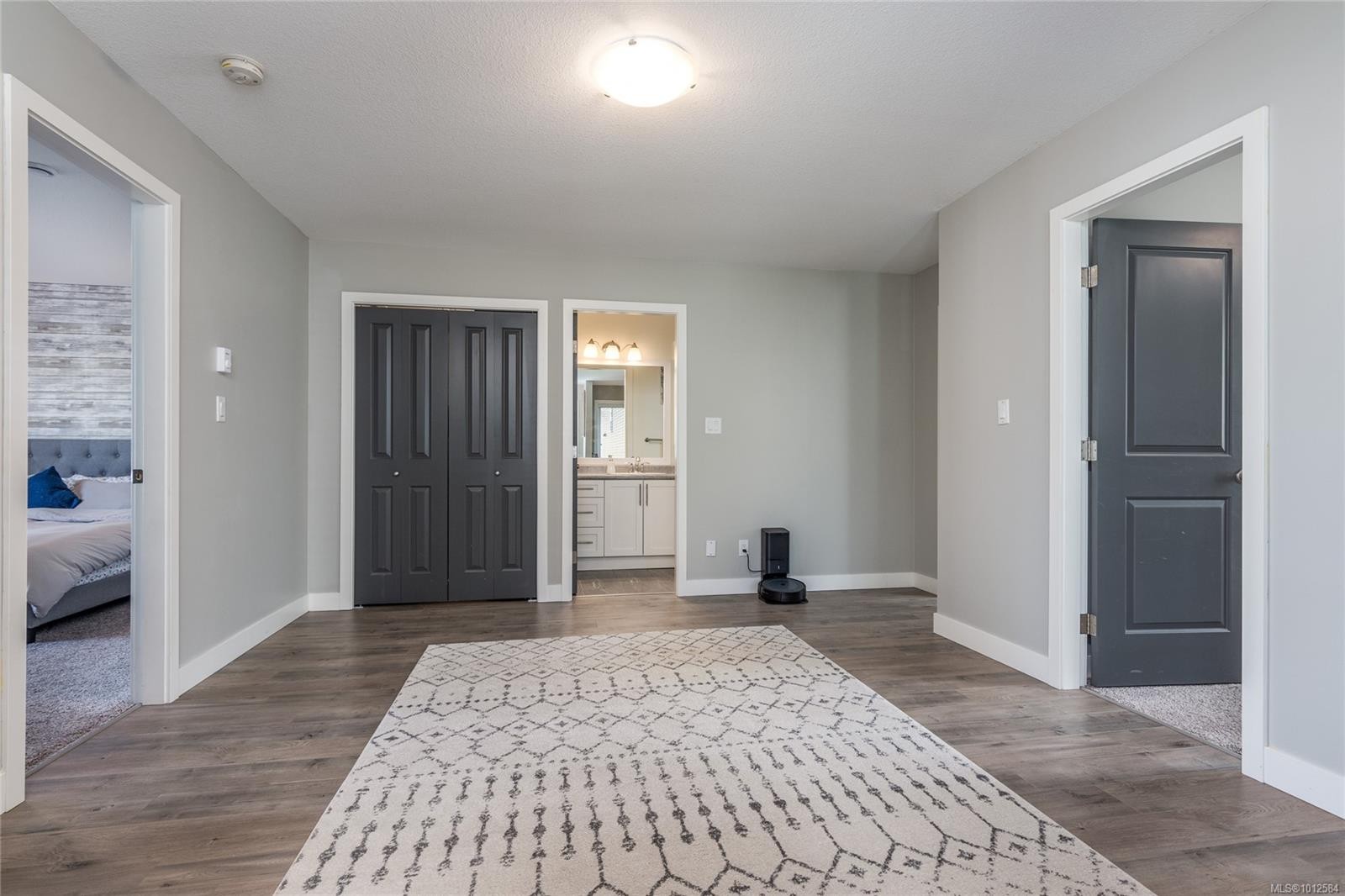 









525


Steeves

Rd,
Nanaimo,




BC
V9R 0H8

