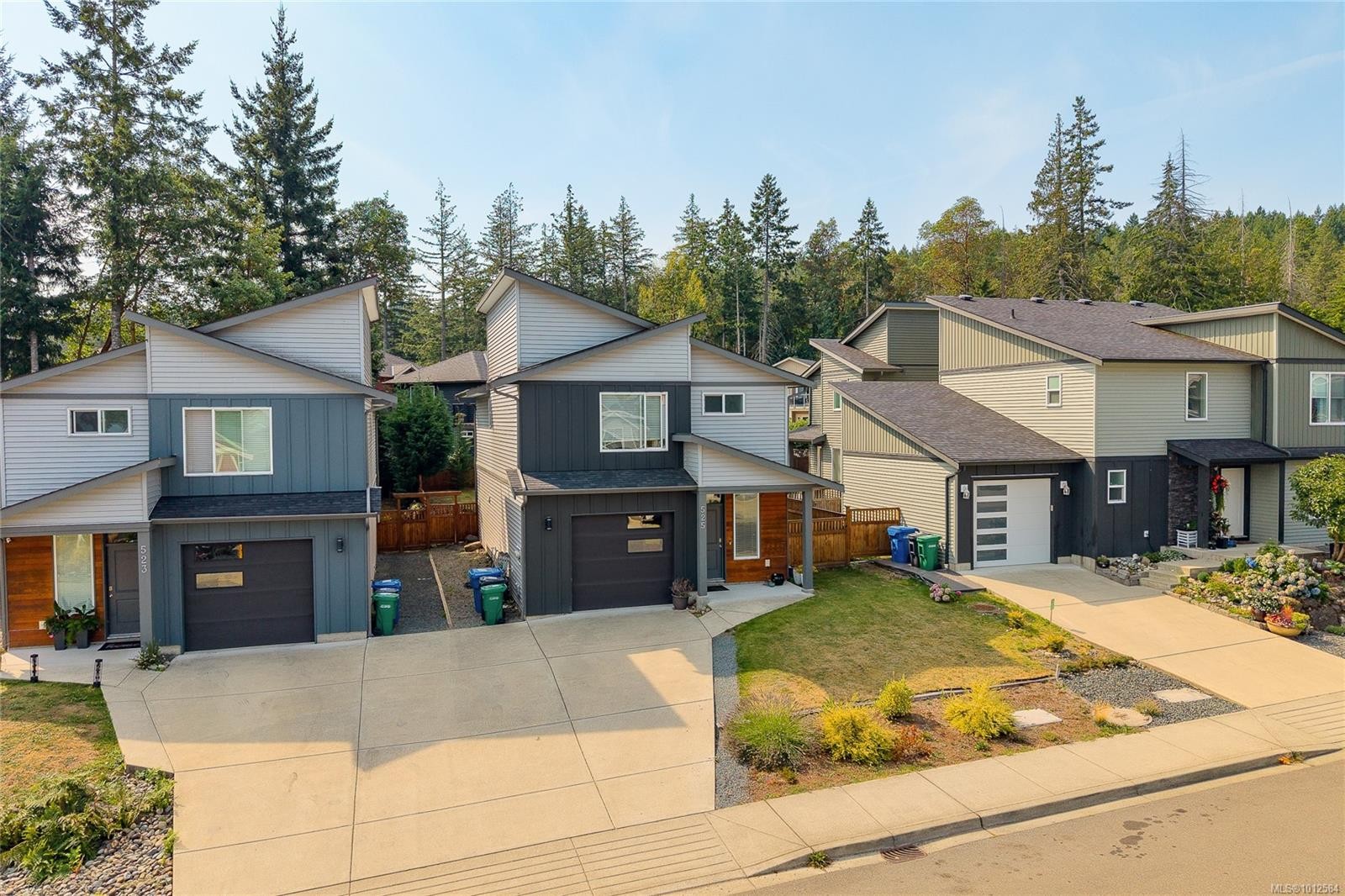 









525


Steeves

Rd,
Nanaimo,




BC
V9R 0H8

