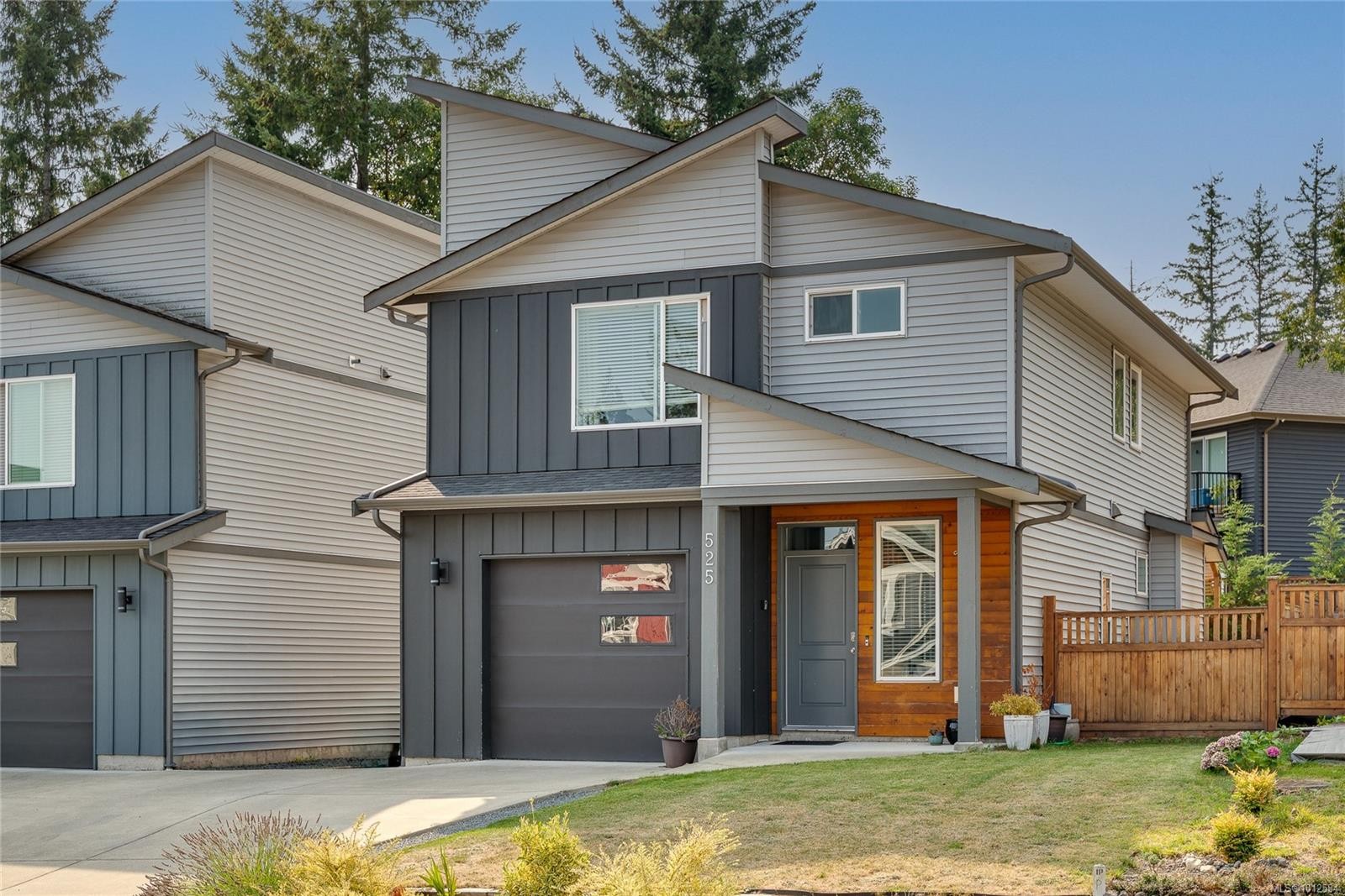 









525


Steeves

Rd,
Nanaimo,




BC
V9R 0H8

