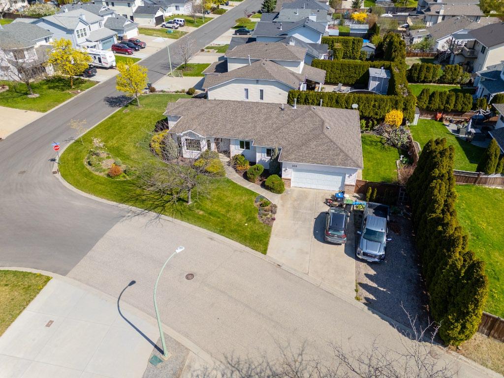 









390


McTavish

Crescent,
Kelowna,




BC
V1V 1P1

