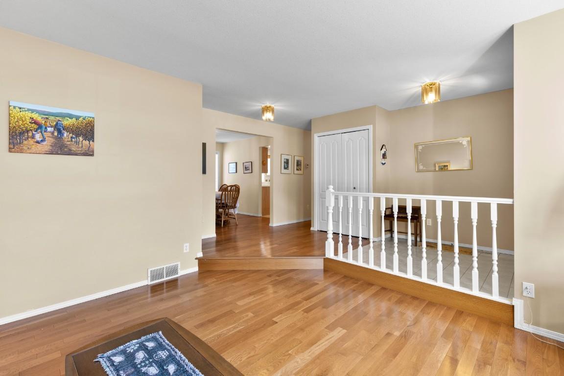 









390


McTavish

Crescent,
Kelowna,




BC
V1V 1P1

