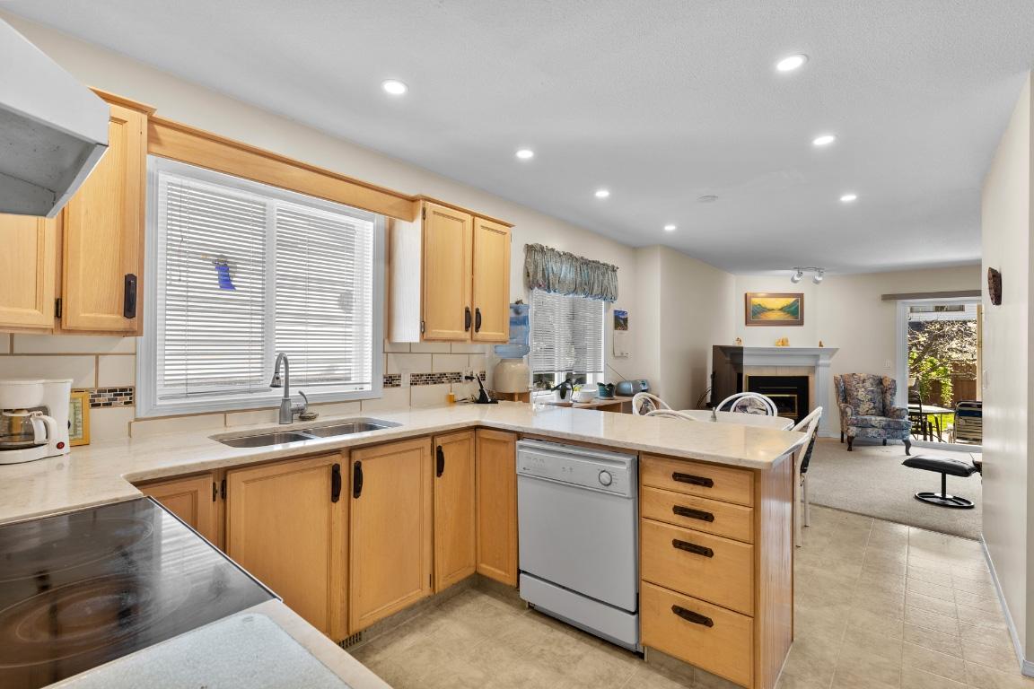 









390


McTavish

Crescent,
Kelowna,




BC
V1V 1P1

