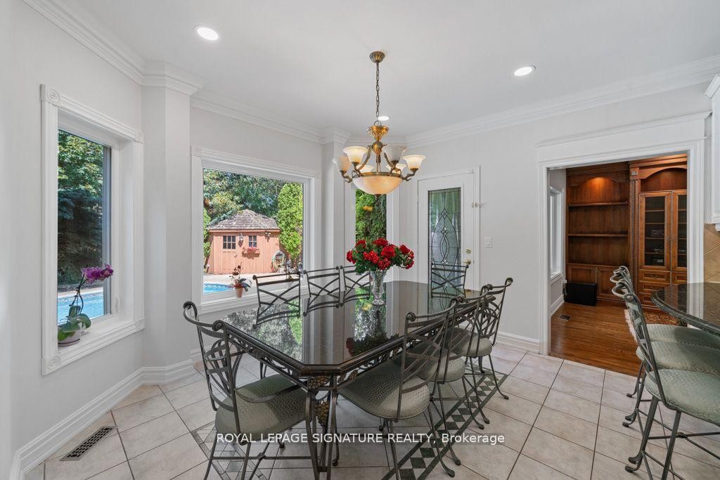 









95


Shaftsbury

Avenue,
Richmond Hill,




ON
L4C 0G4

