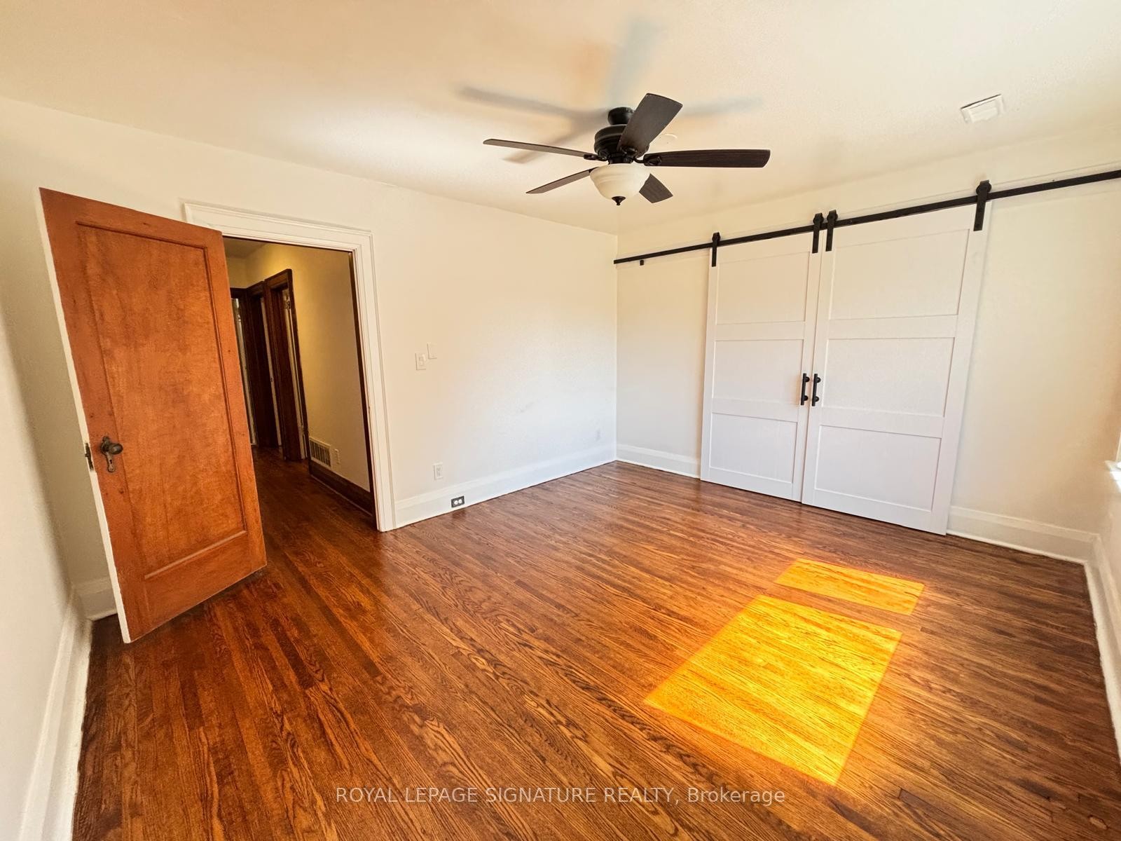 









524


Eglinton

Avenue East,
Toronto,




ON
M4P 1N6

