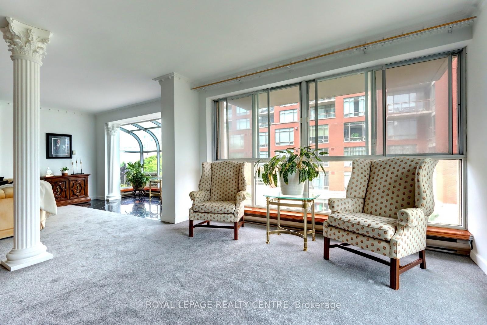 









480


Queens Quay W

N/A, 401W,
Toronto,




ON
M5V 2Y5

