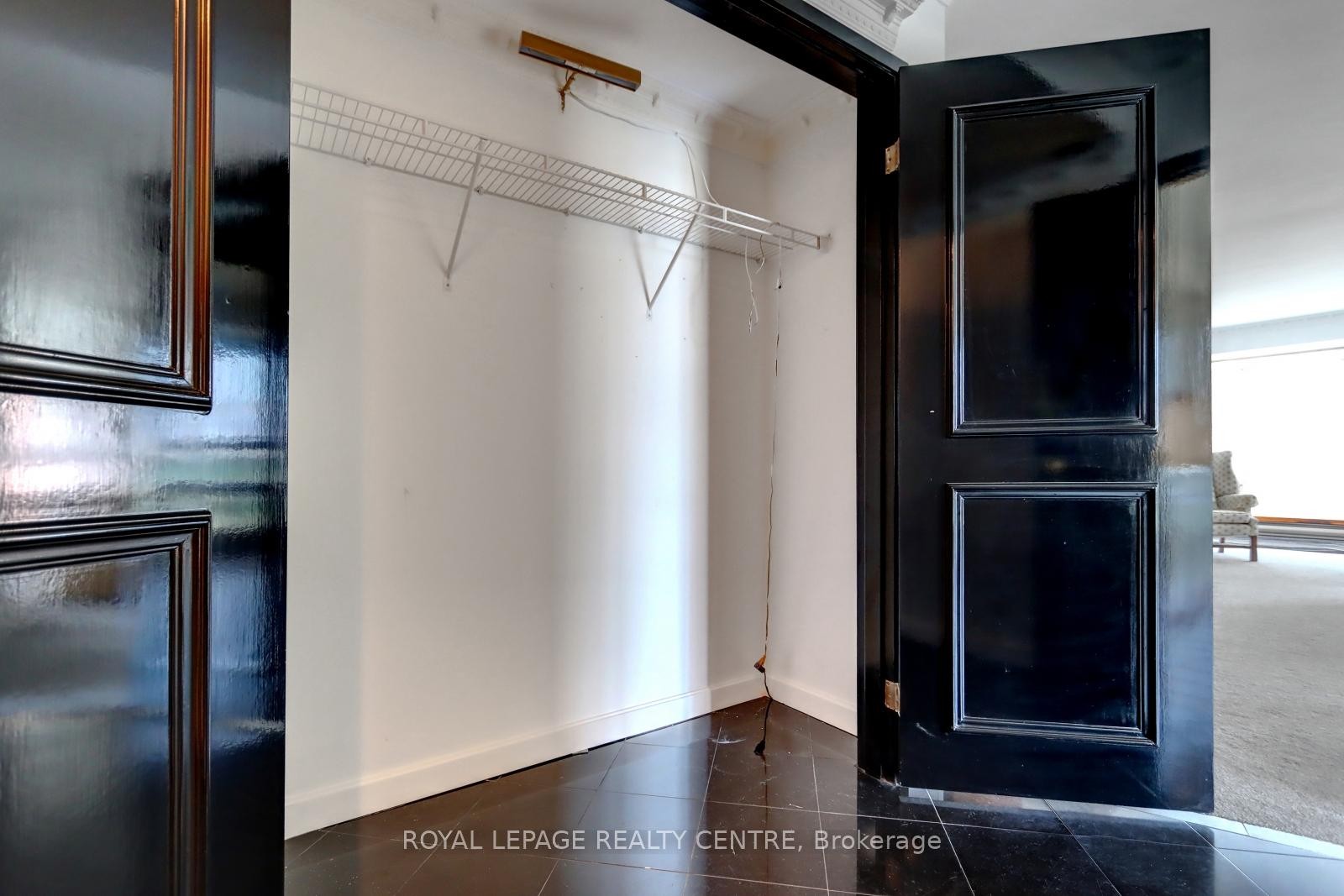 









480


Queens Quay W

N/A, 401W,
Toronto,




ON
M5V 2Y5

