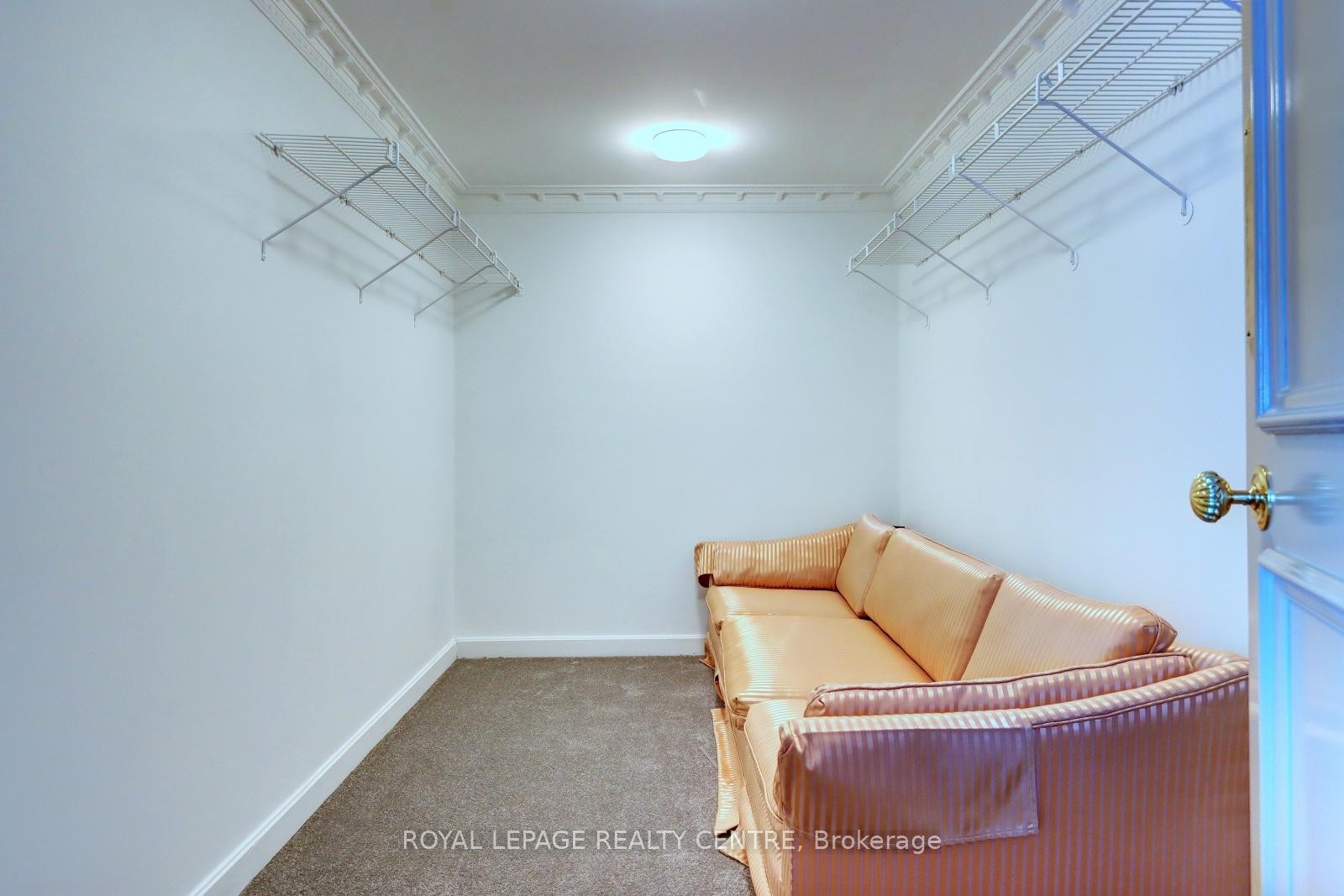 









480


Queens Quay W

N/A, 401W,
Toronto,




ON
M5V 2Y5

