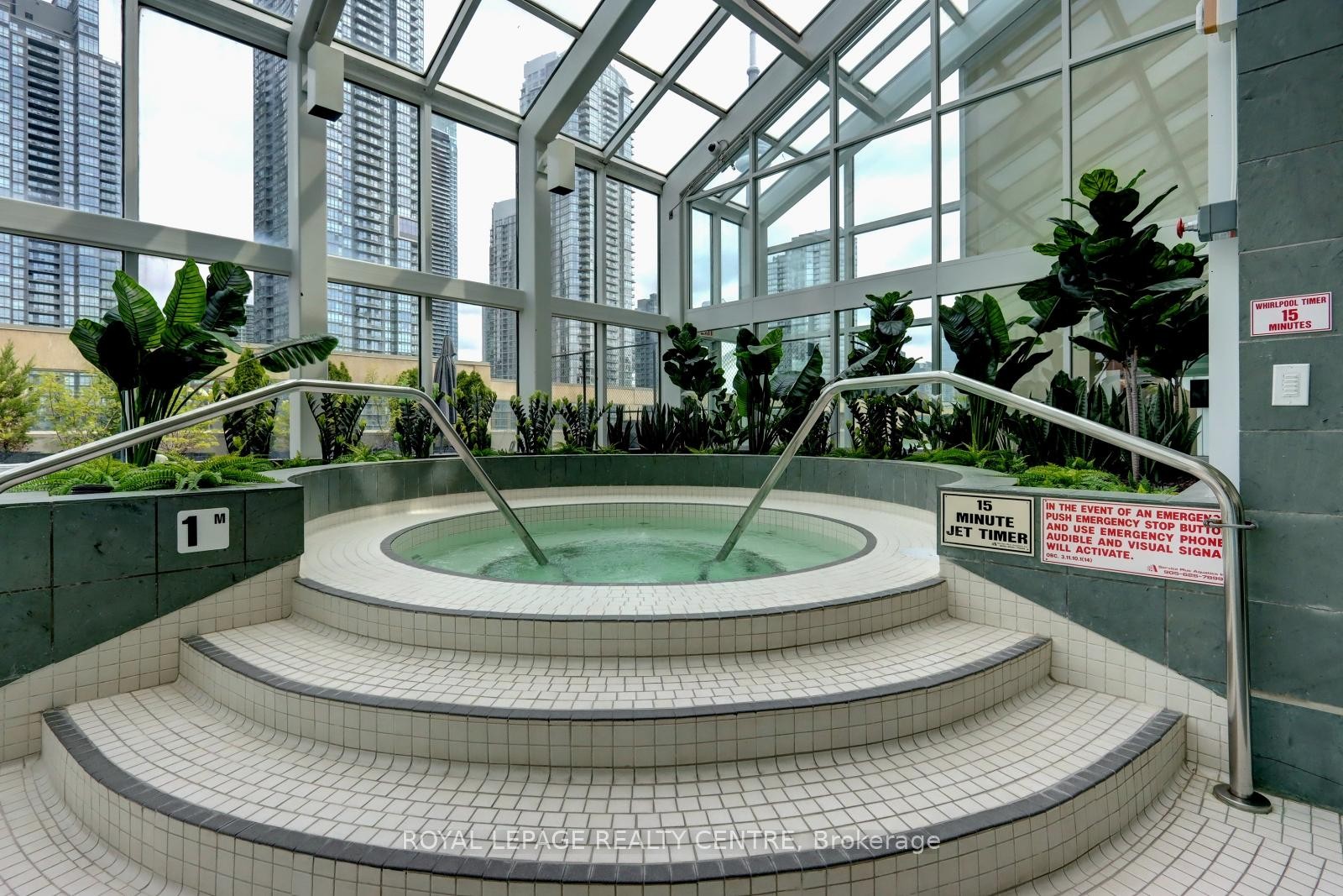 









480


Queens Quay W

N/A, 401W,
Toronto,




ON
M5V 2Y5

