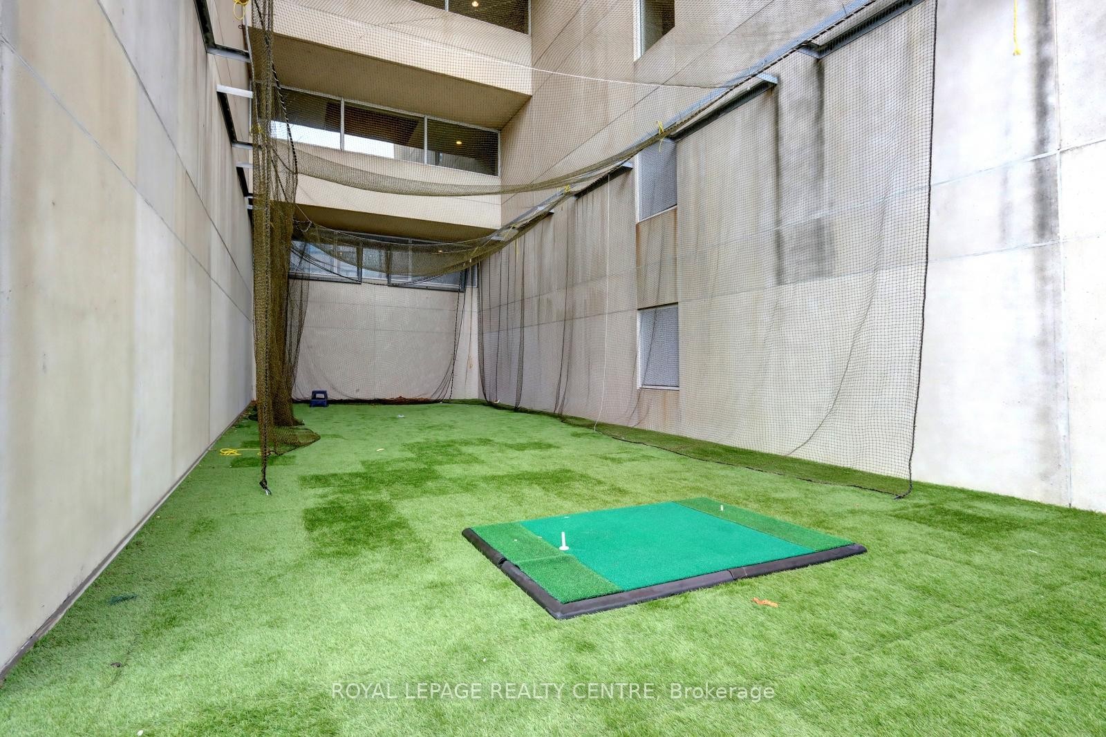









480


Queens Quay W

N/A, 401W,
Toronto,




ON
M5V 2Y5

