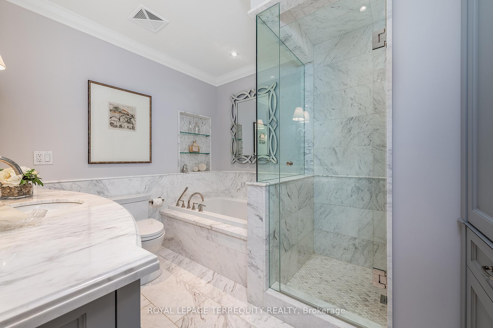 









2855


Bloor

Street West, 414,
Toronto,




ON
M8X 3A1

