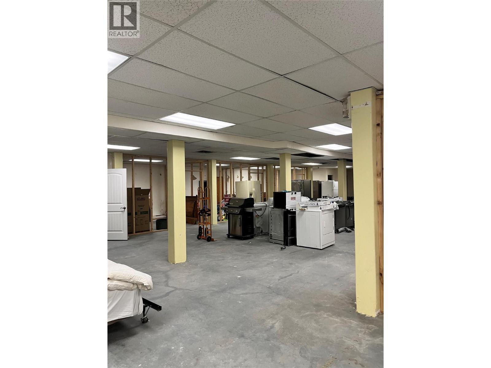 












3315 30 Avenue

,
Vernon,




British Columbia
V1T2C9

