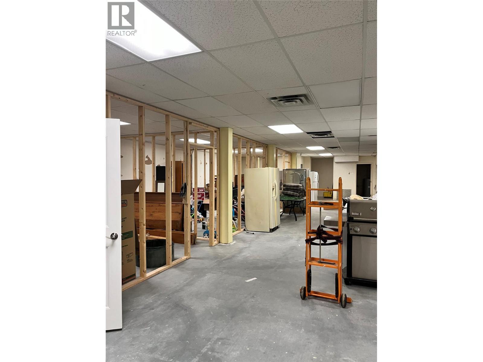 












3315 30 Avenue

,
Vernon,




British Columbia
V1T2C9

