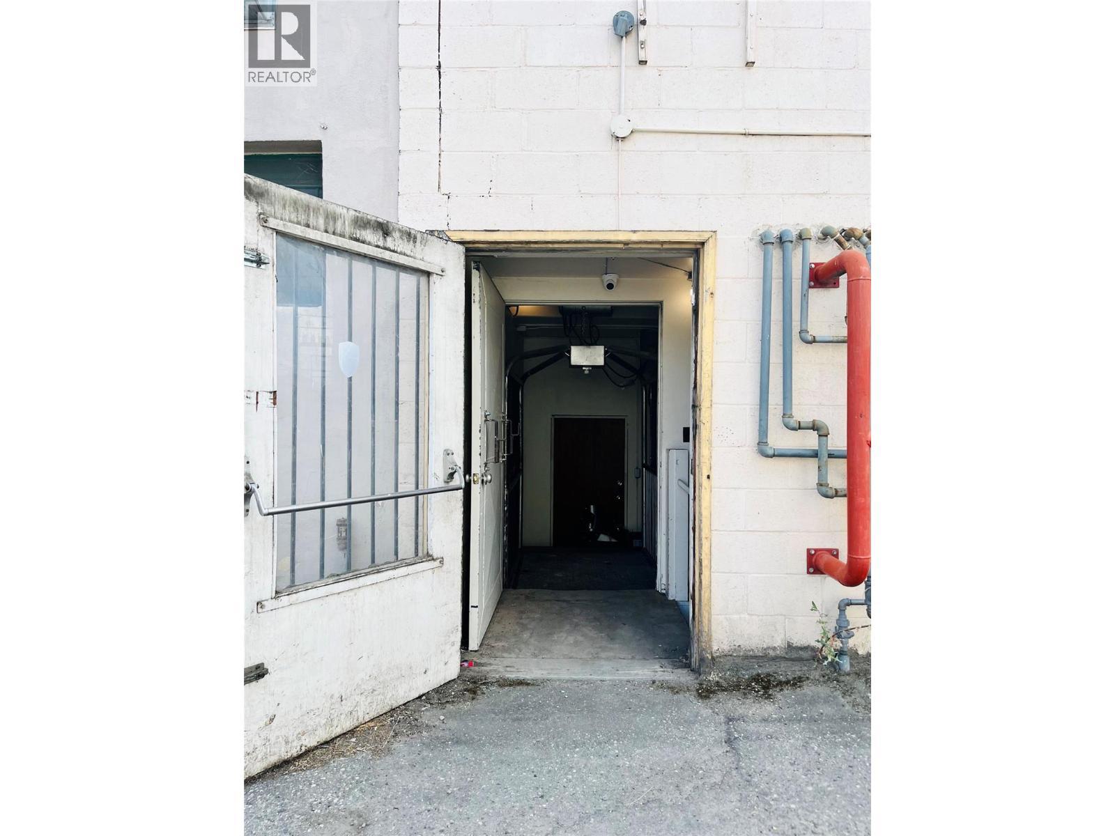 












3315 30 Avenue

,
Vernon,




British Columbia
V1T2C9

