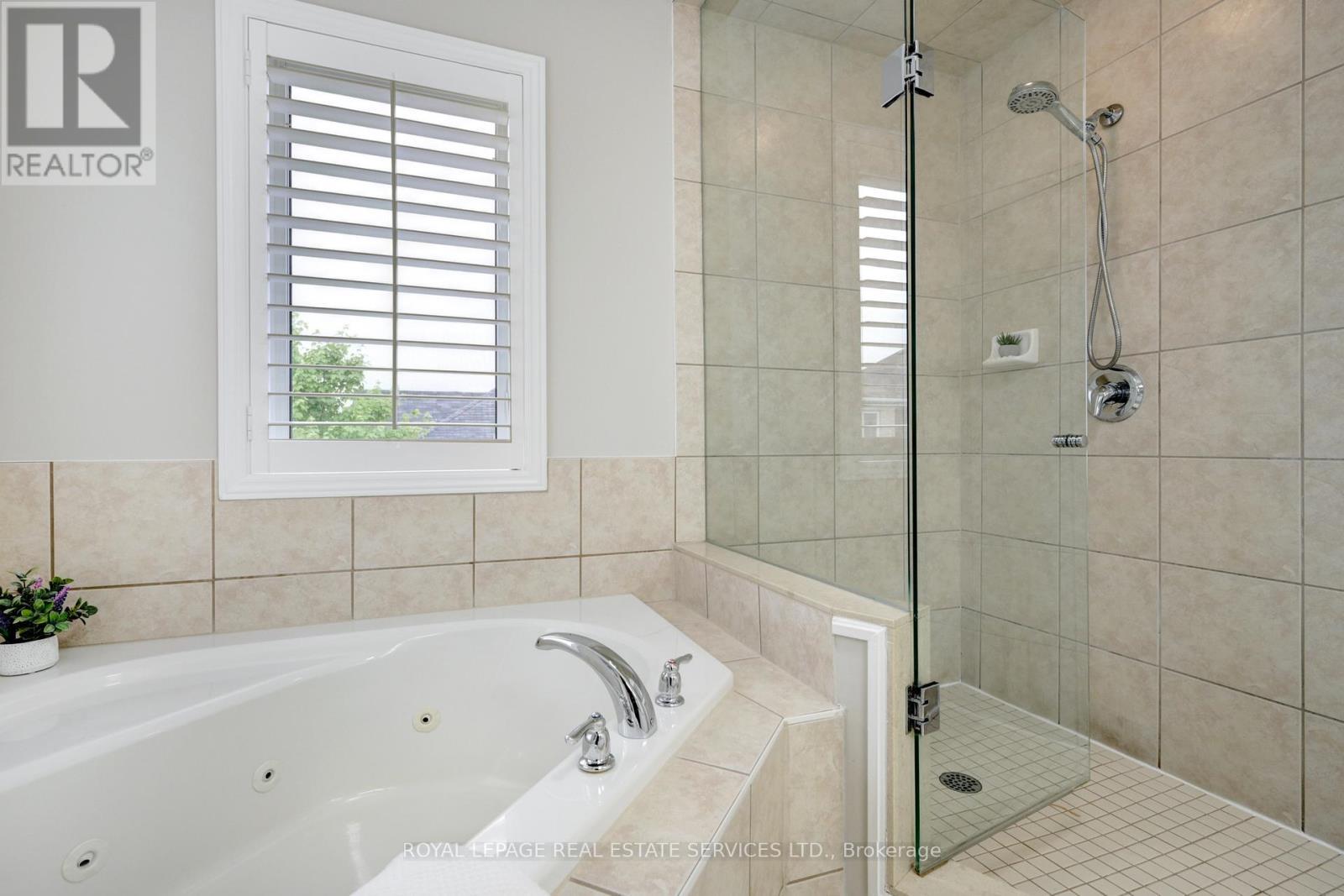 












3187 COTTER ROAD

,
Burlington,




Ontario
L7M0N3

