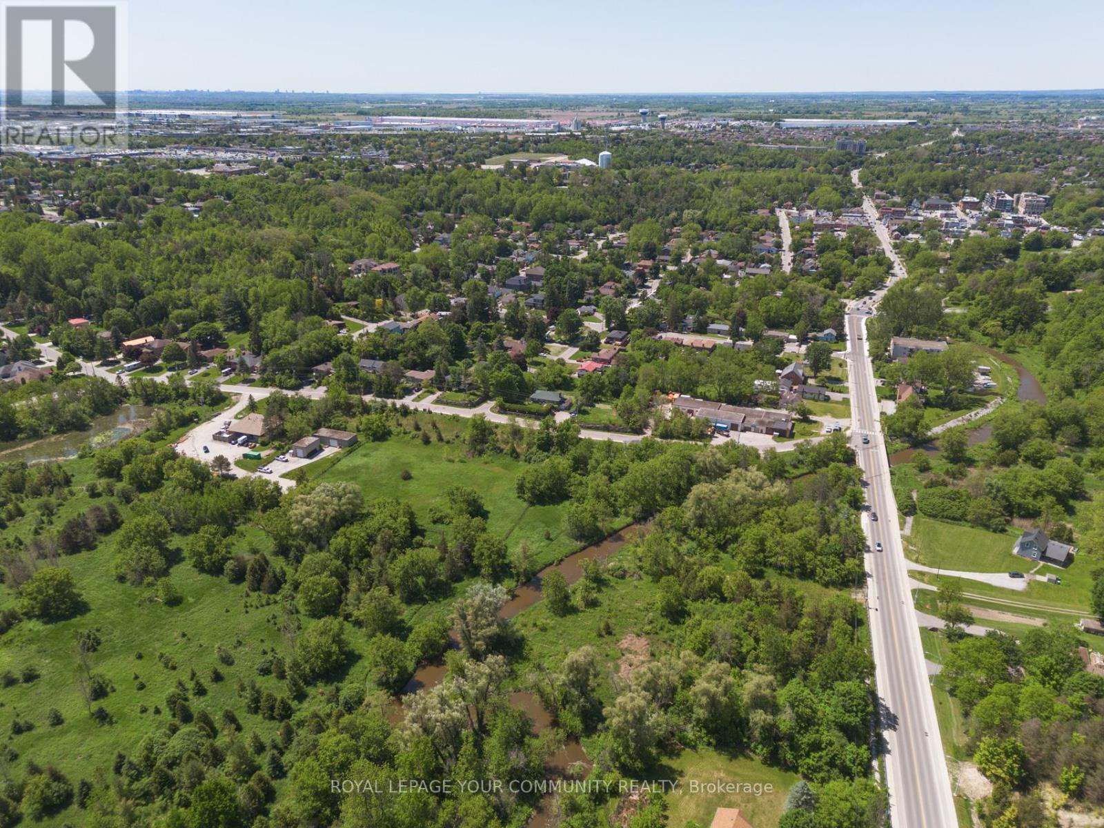 












58 OLD KING ROAD

,
Caledon,




Ontario
L7E3J5

