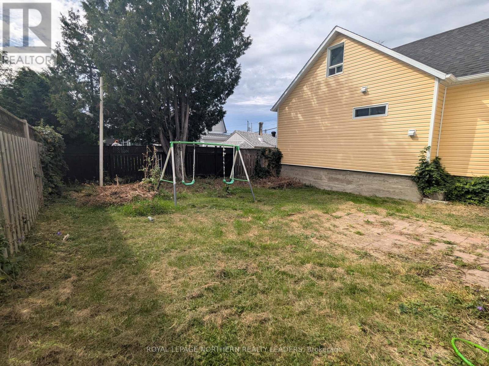 












187 MAPLE STREET N

,
Timmins (TNE - Central),




Ontario
P4N6B7

