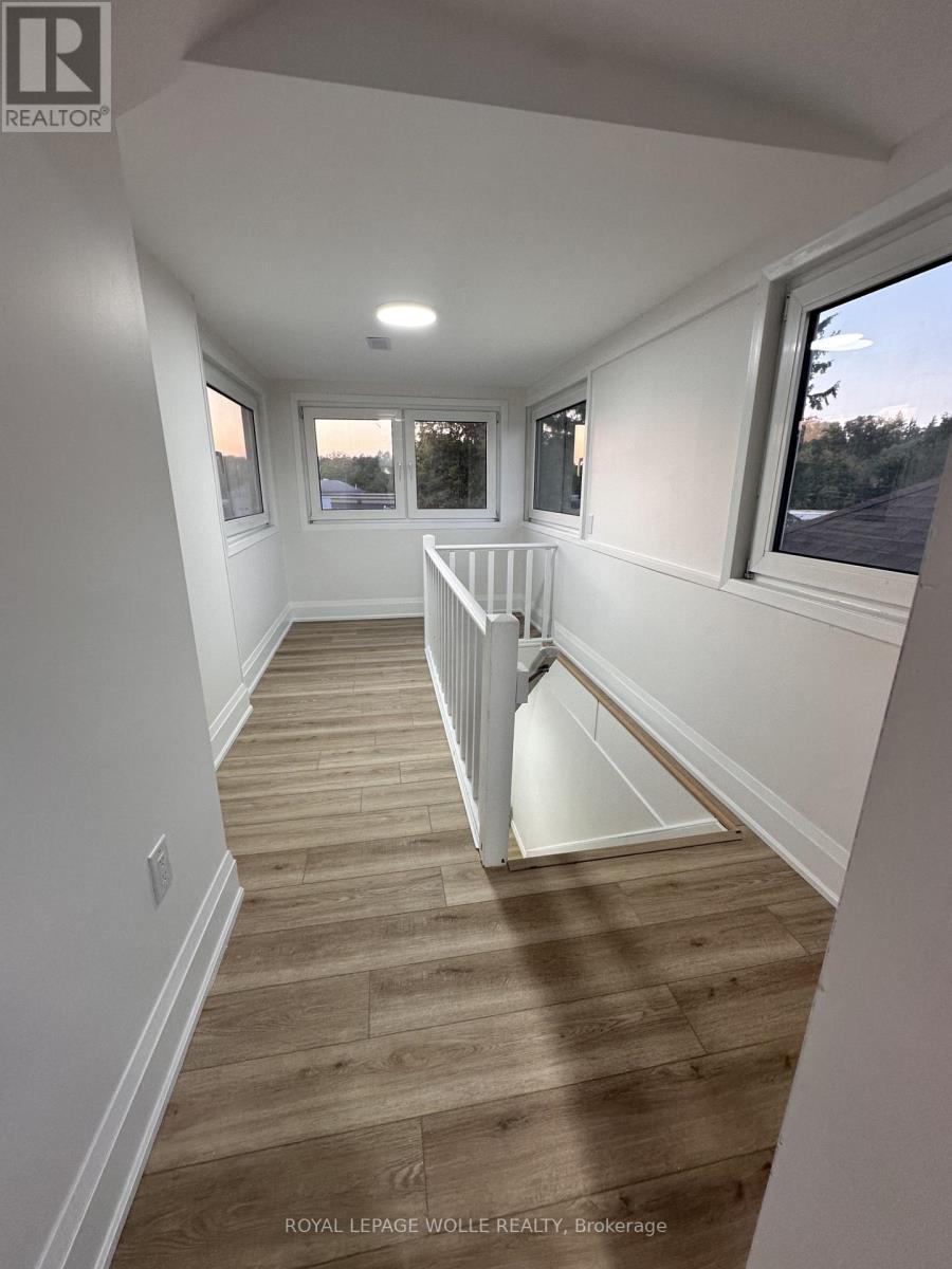 












1 - 581 LANCASTER STREET W

,
Kitchener,




Ontario
N2K1M5

