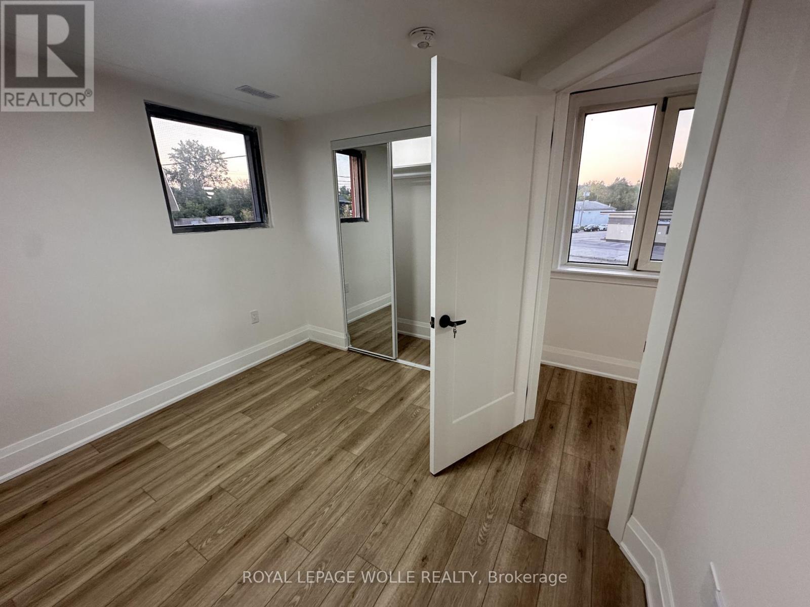 












1 - 581 LANCASTER STREET W

,
Kitchener,




Ontario
N2K1M5

