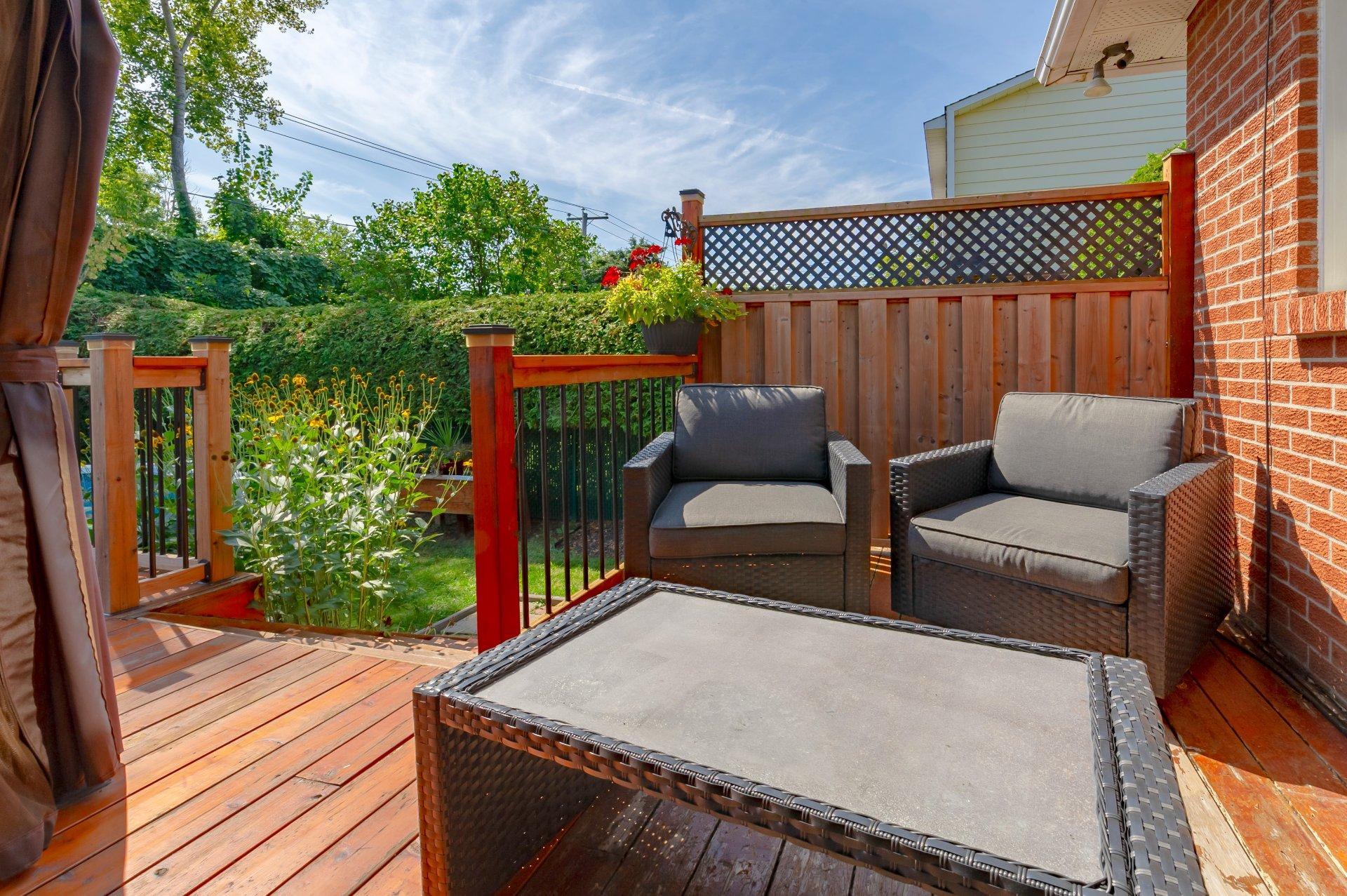 









6130


Av. Boniface

,
Brossard,




QC
J4Z2L7

