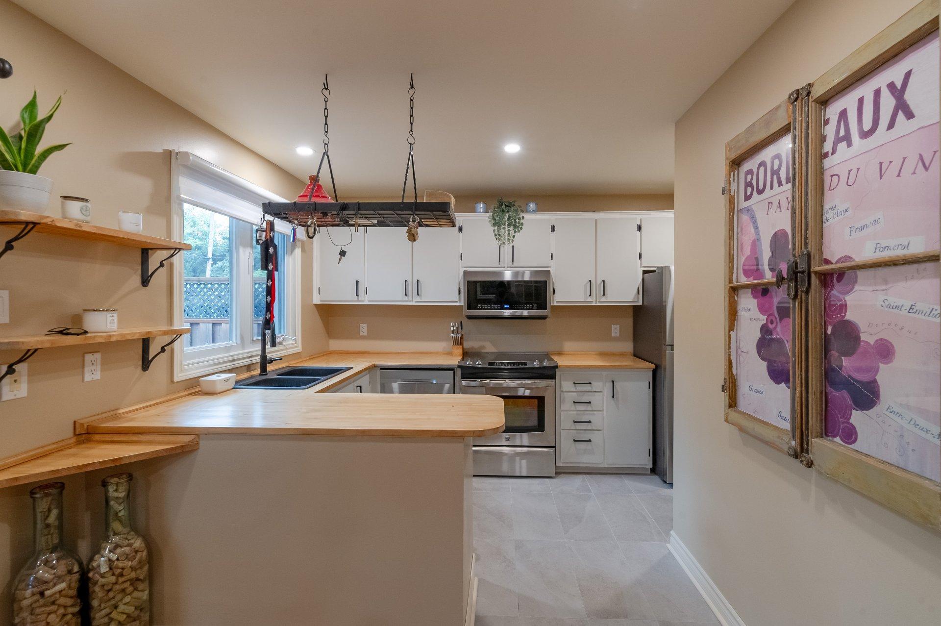 









6130


Av. Boniface

,
Brossard,




QC
J4Z2L7

