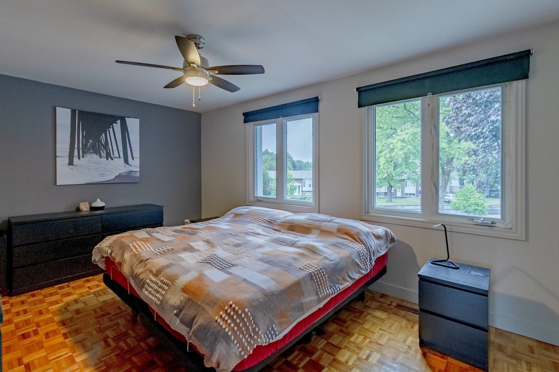 









6130


Av. Boniface

,
Brossard,




QC
J4Z2L7


